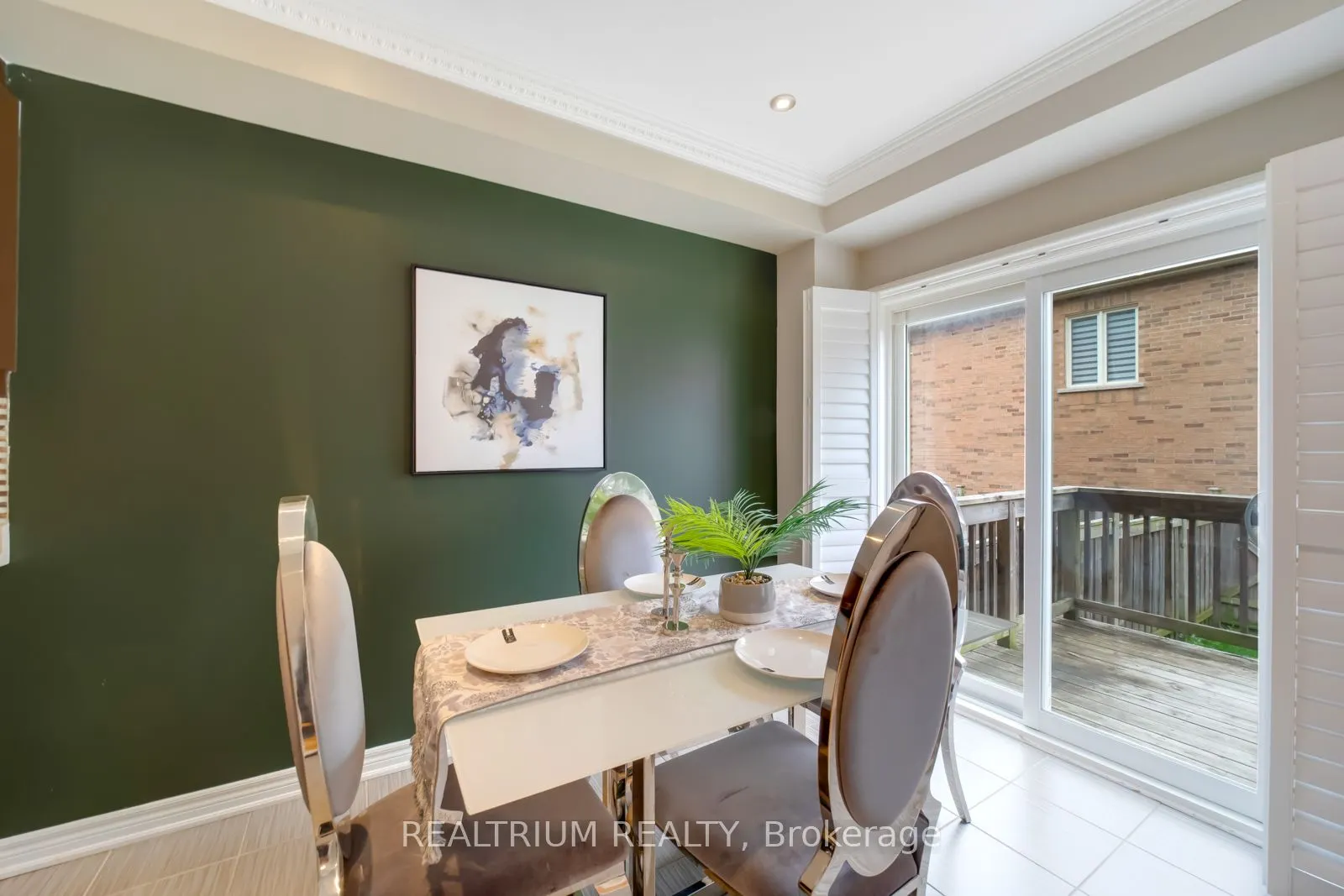 282 Sandale Road
