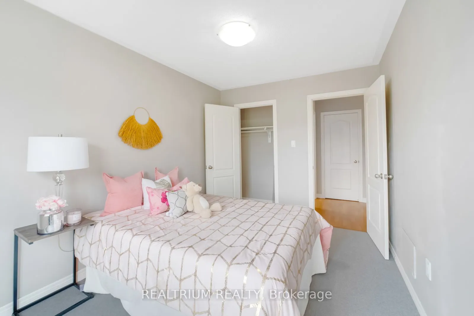 282 Sandale Road