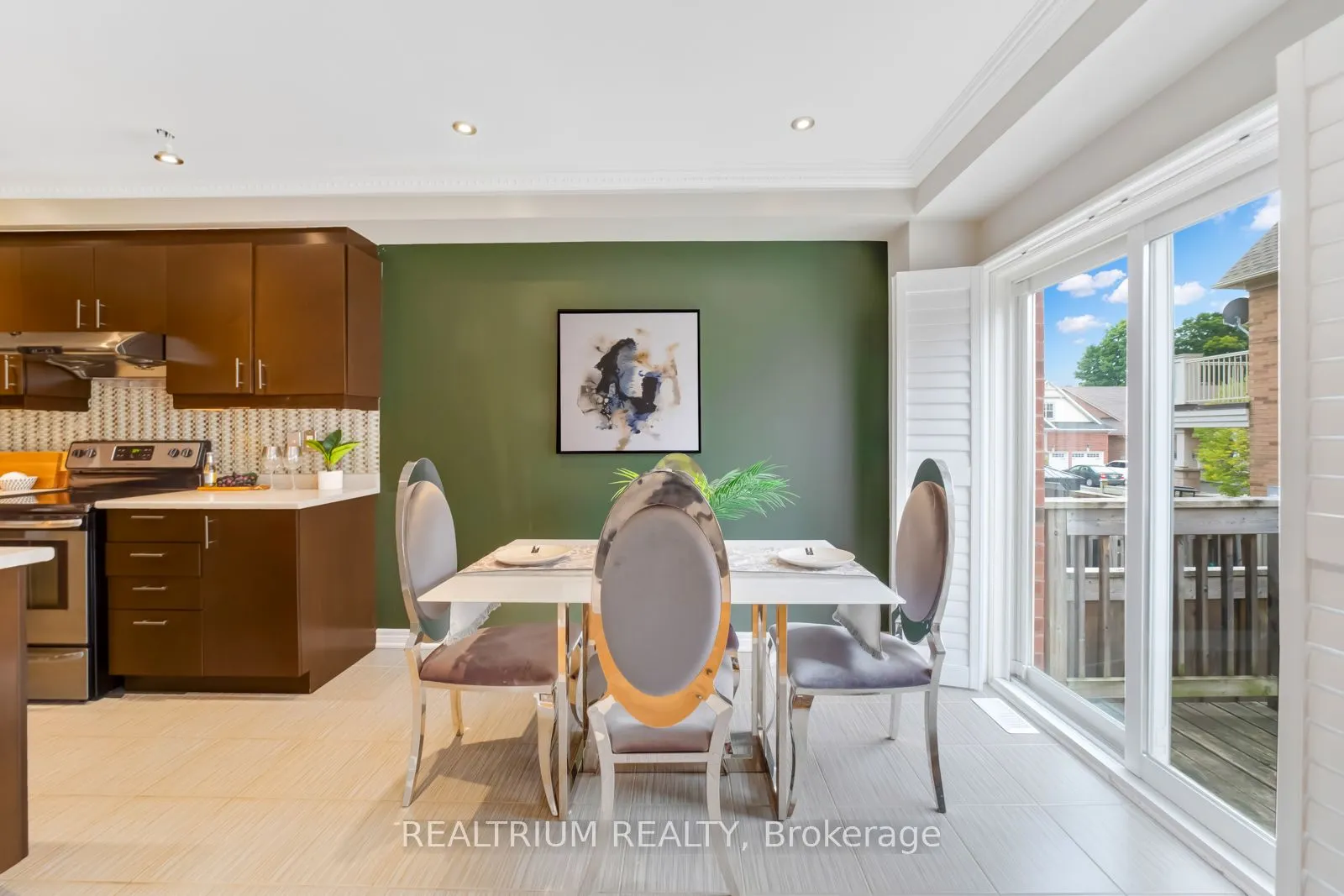 282 Sandale Road
