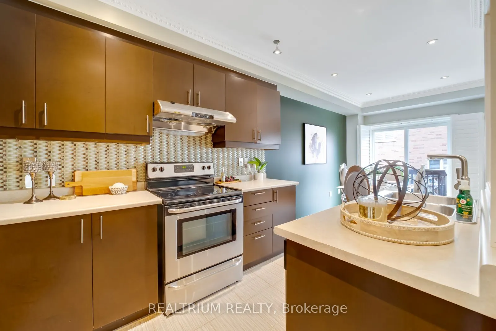 282 Sandale Road