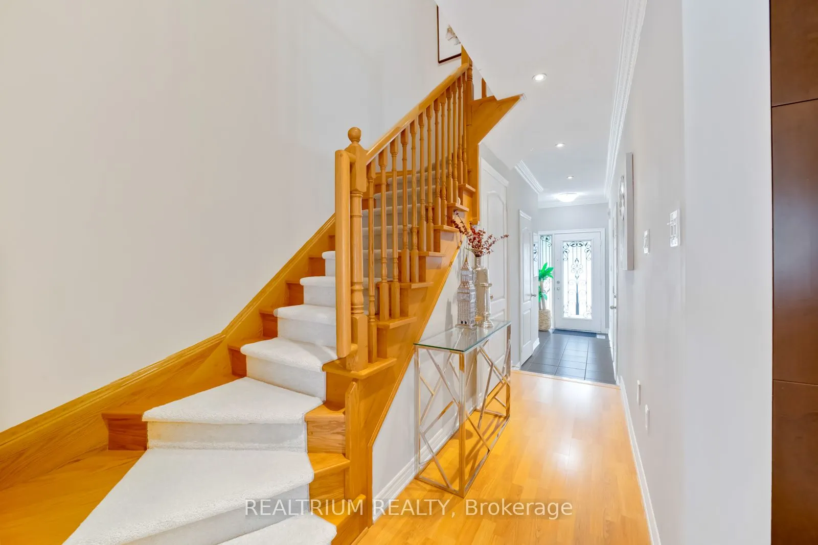 282 Sandale Road