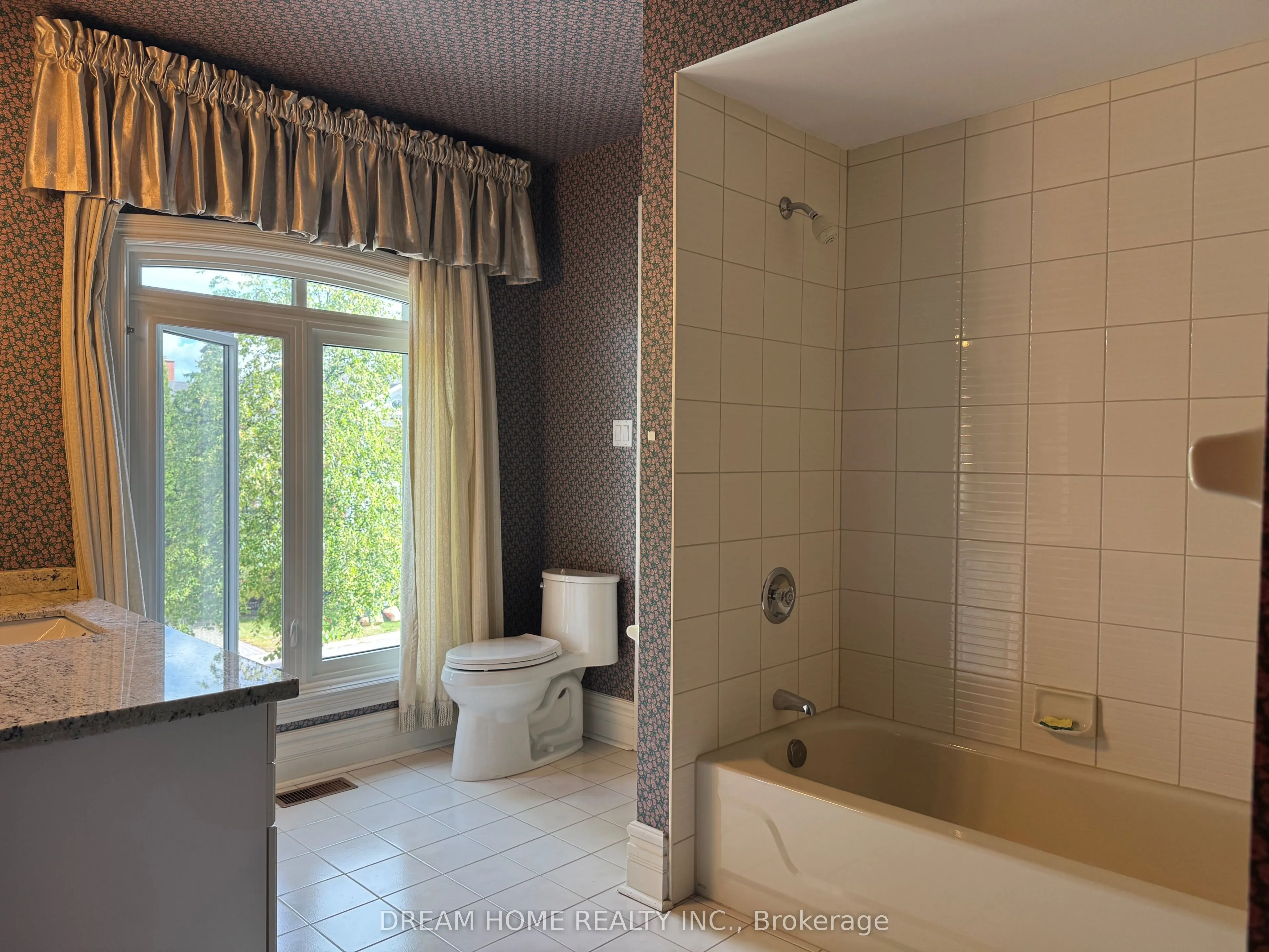 2 Cortina Court, #Side Unit