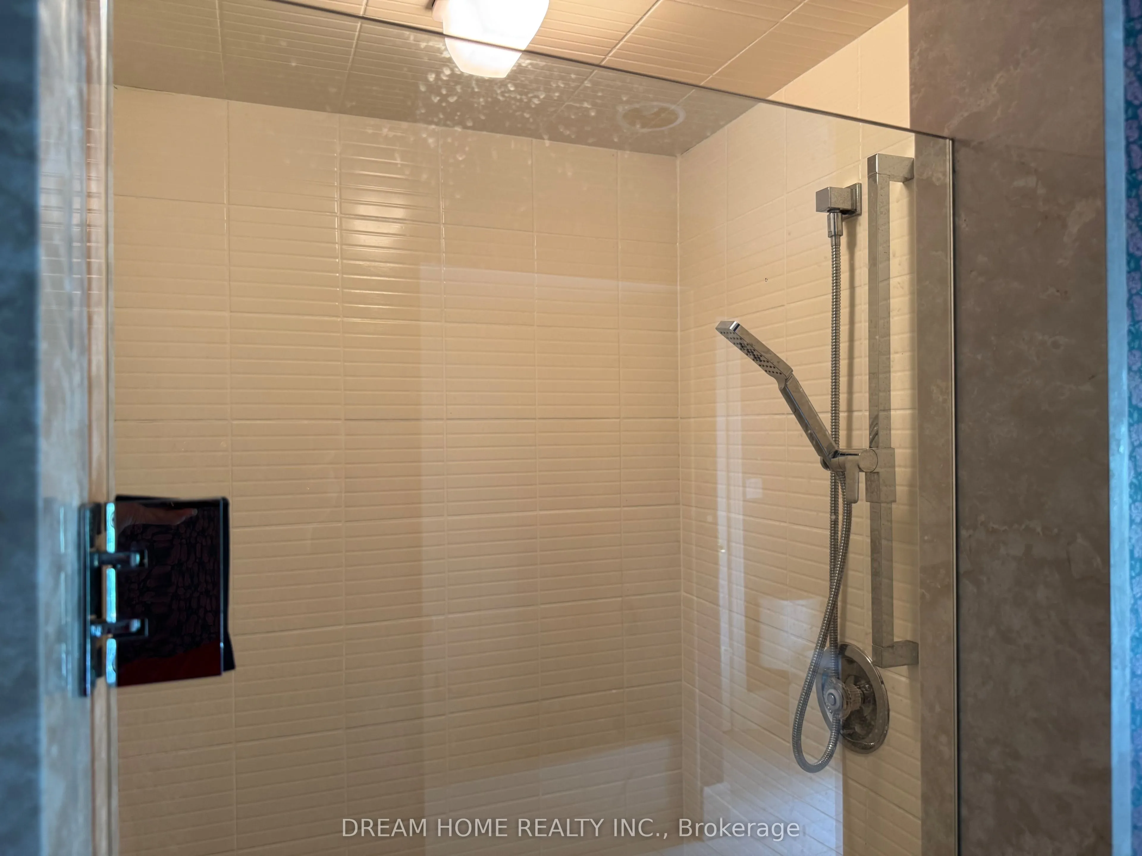 2 Cortina Court, #Side Unit