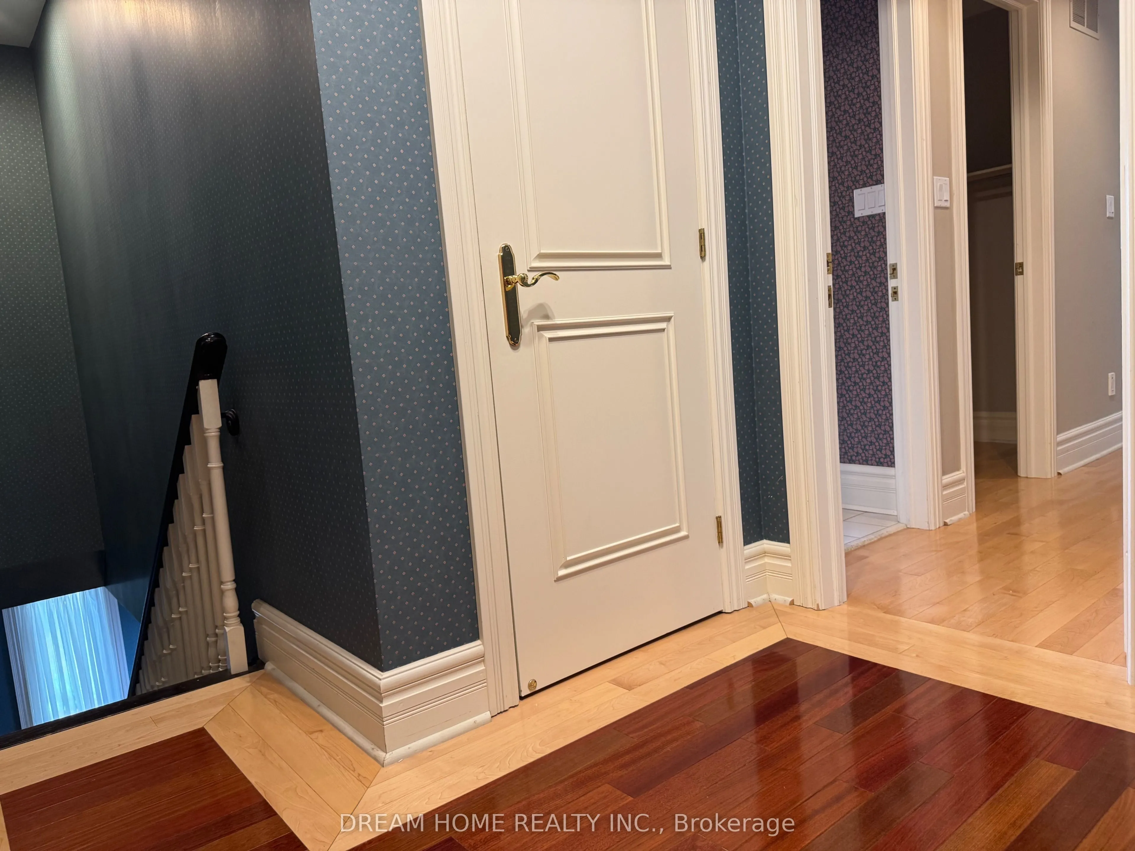2 Cortina Court, #Side Unit