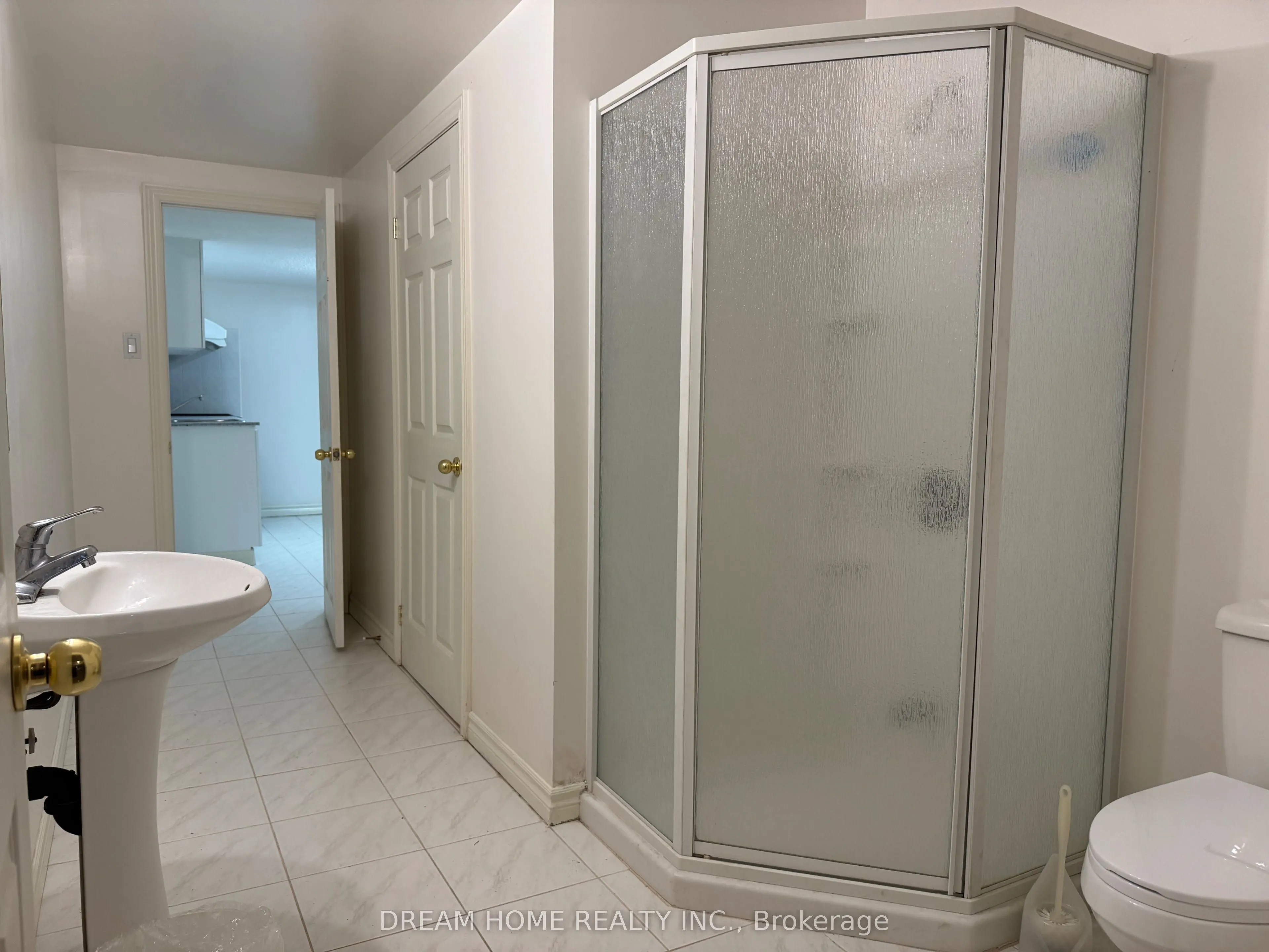 2 Cortina Court, #Side Unit