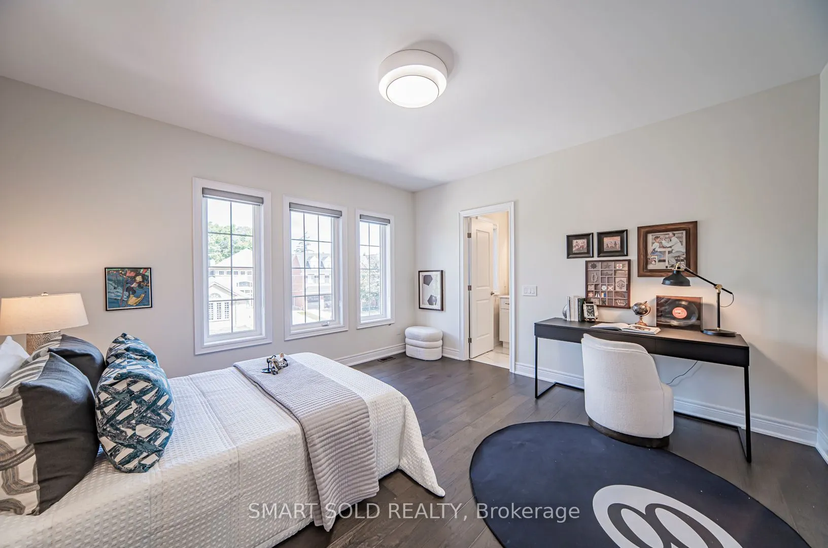 189 Hillsview Drive
