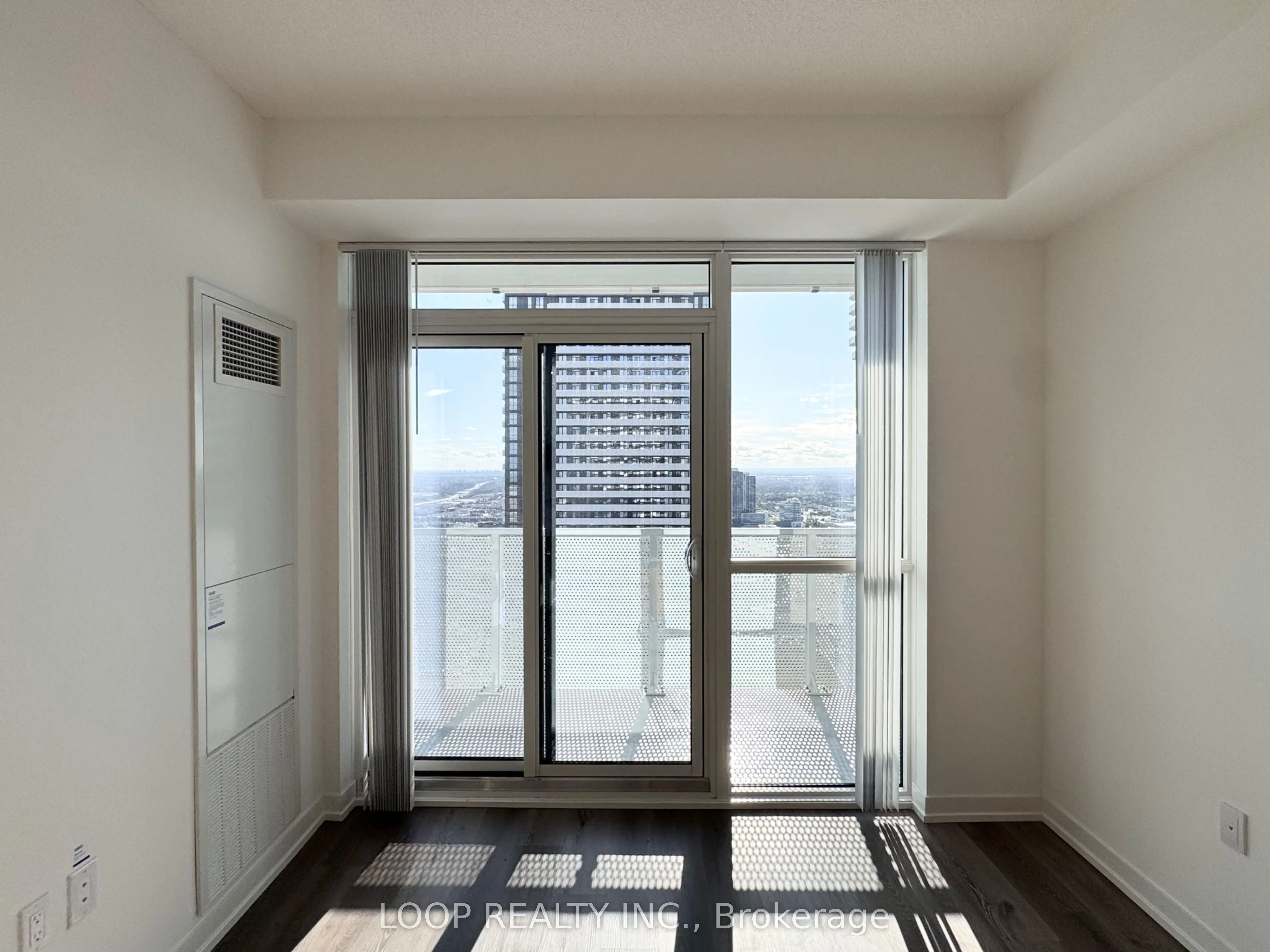 28 Interchange Way, #3901