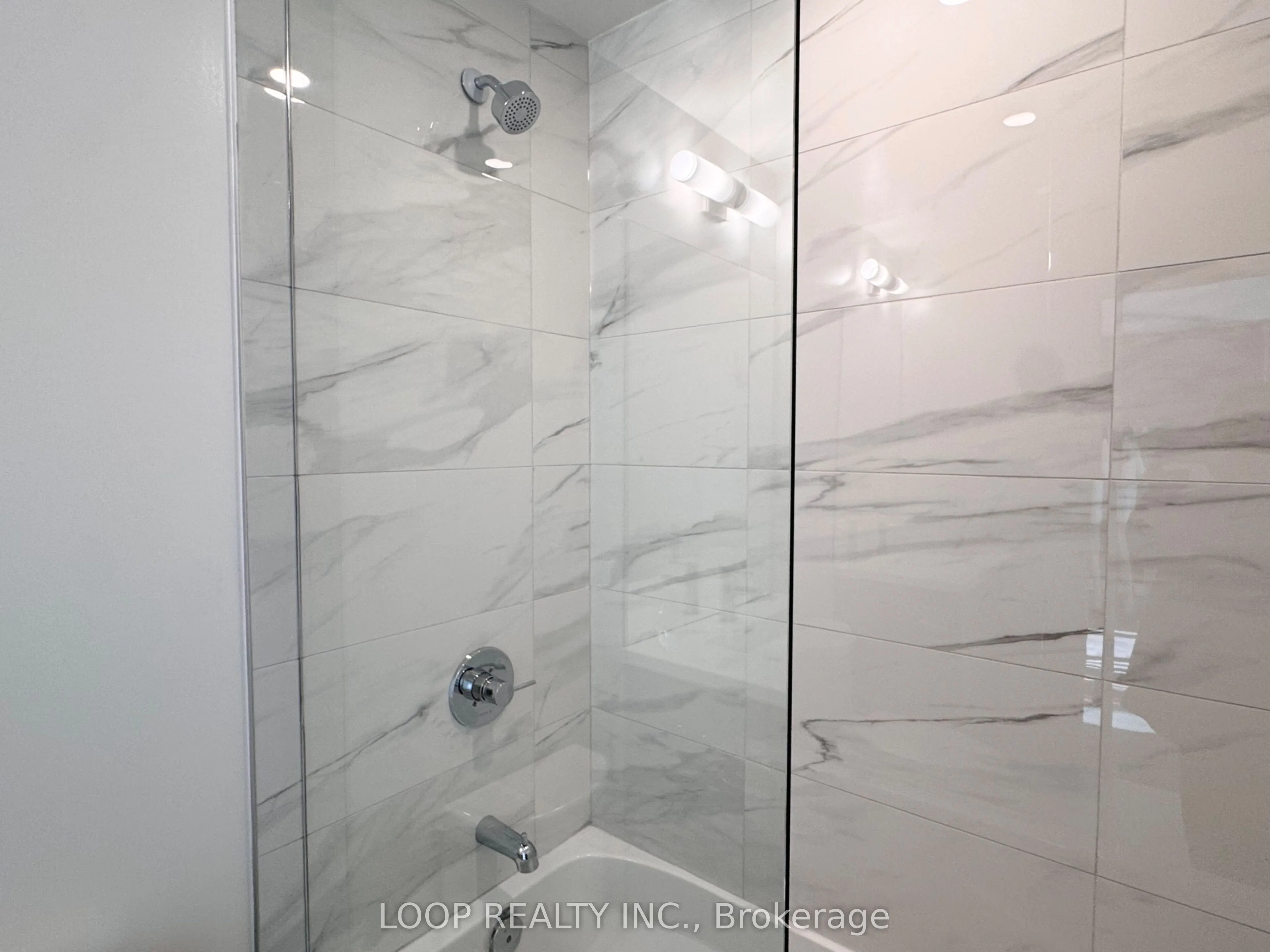 28 Interchange Way, #3901