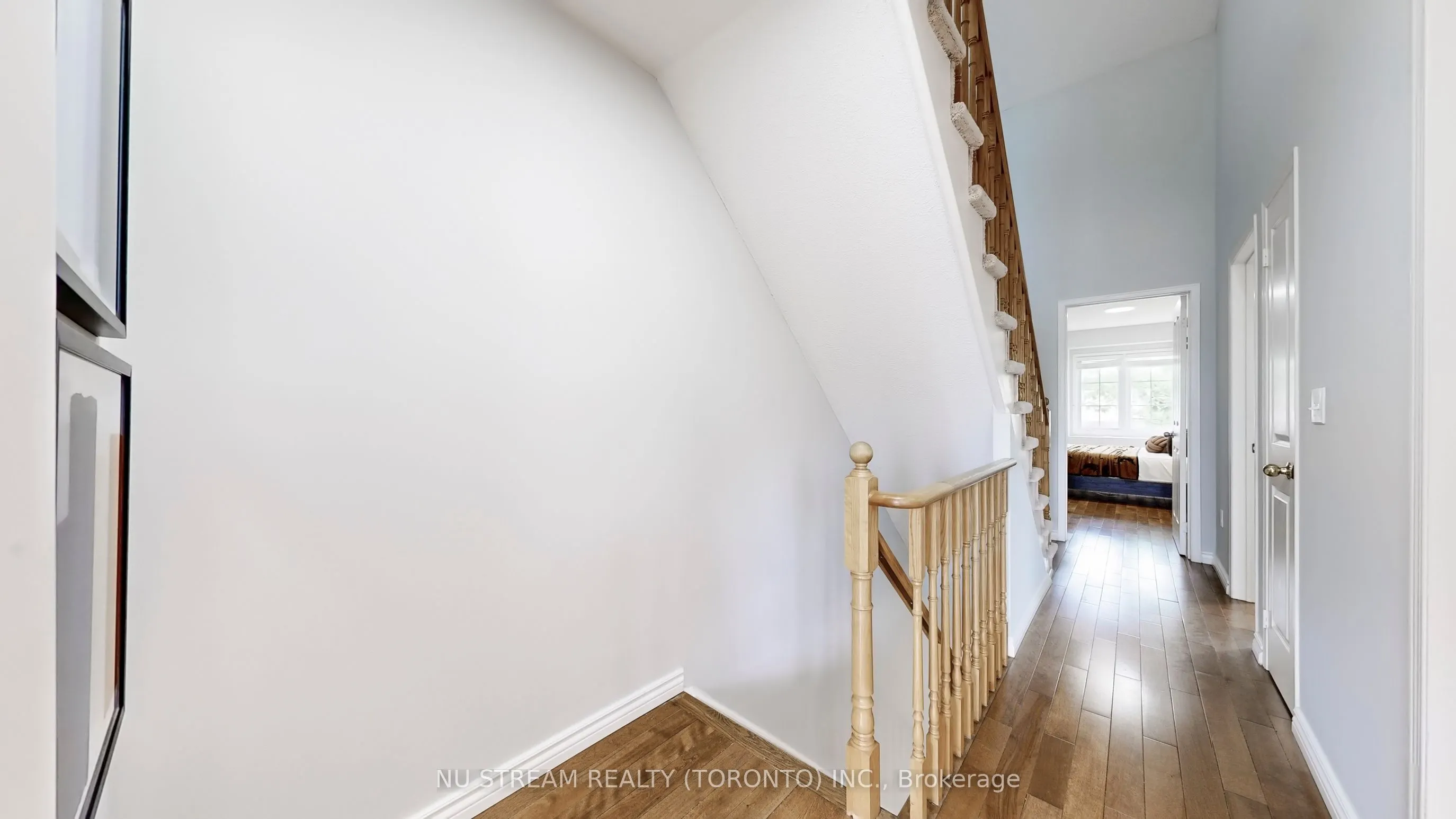 41 Bur Oak Avenue