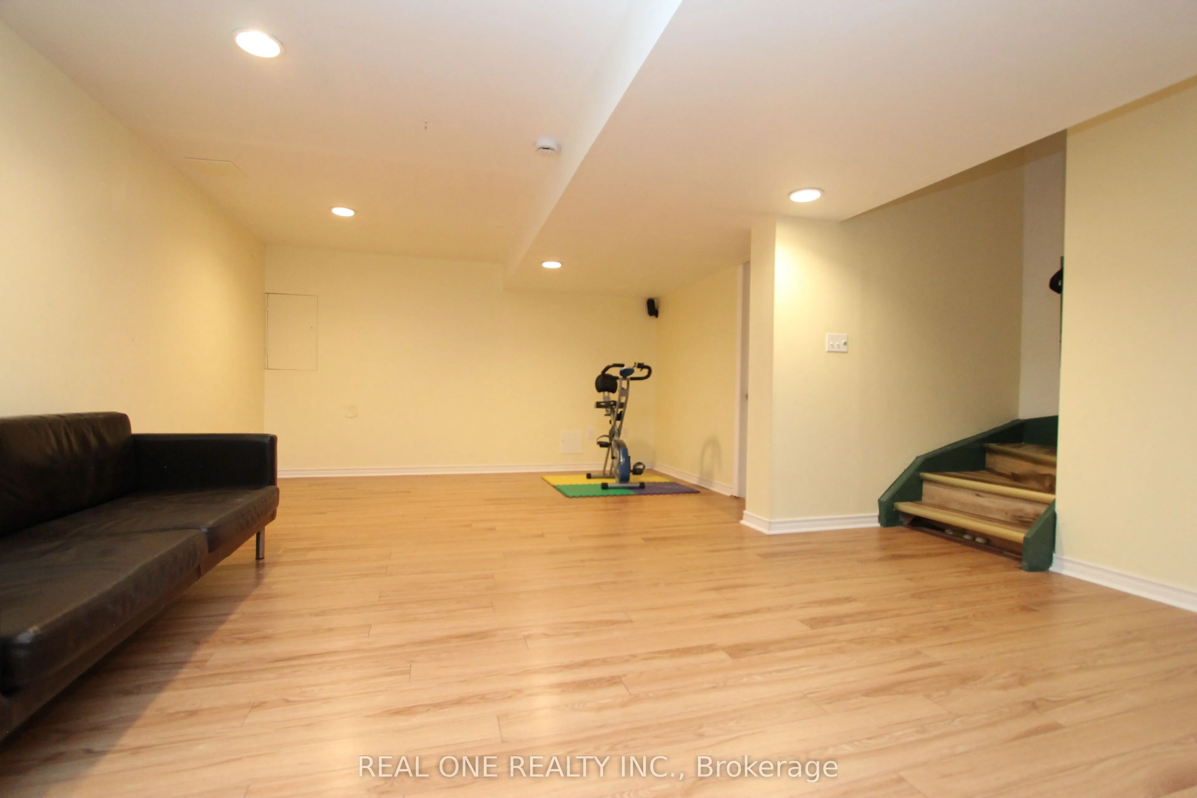 51 Forest Run Boulevard