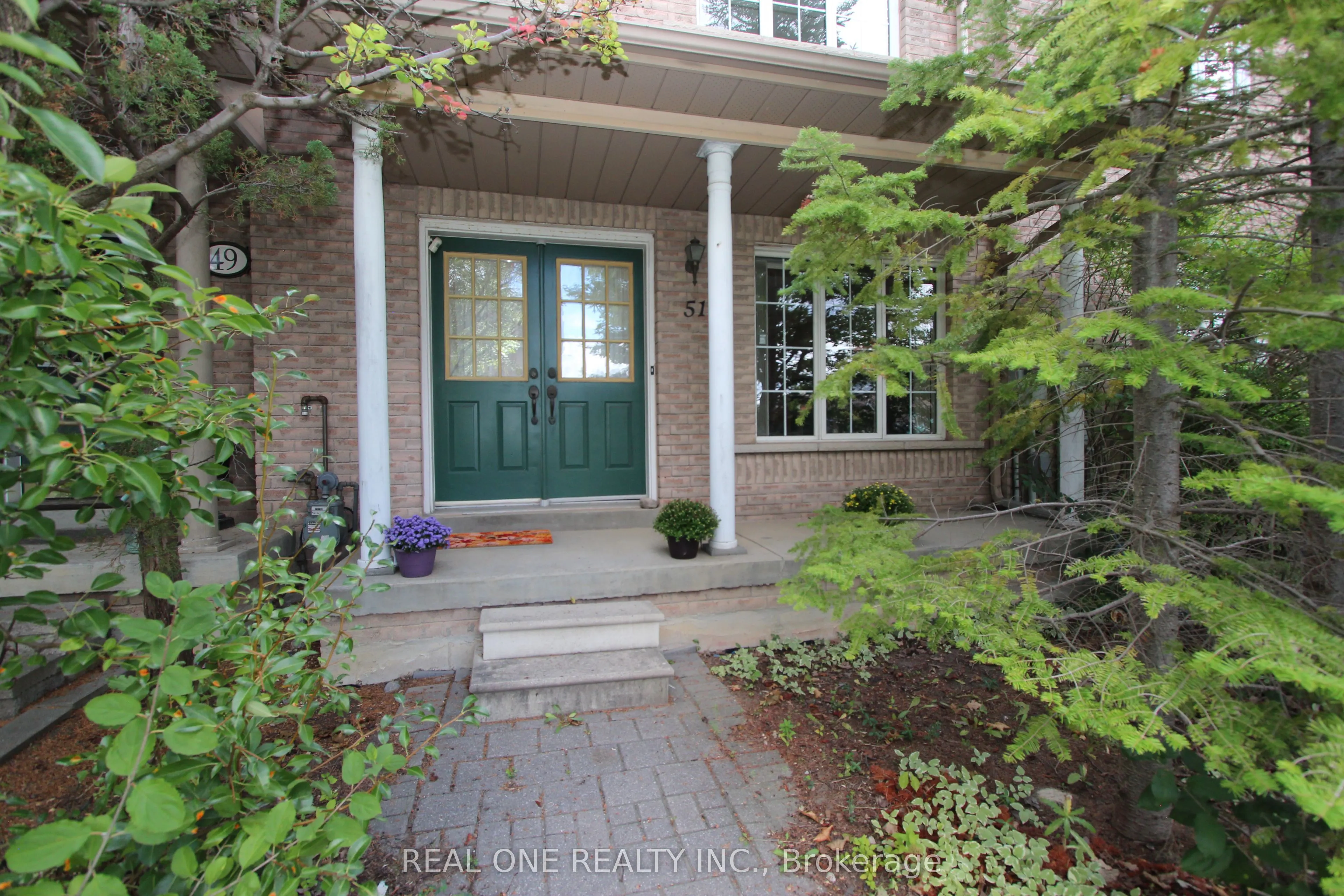 51 Forest Run Boulevard