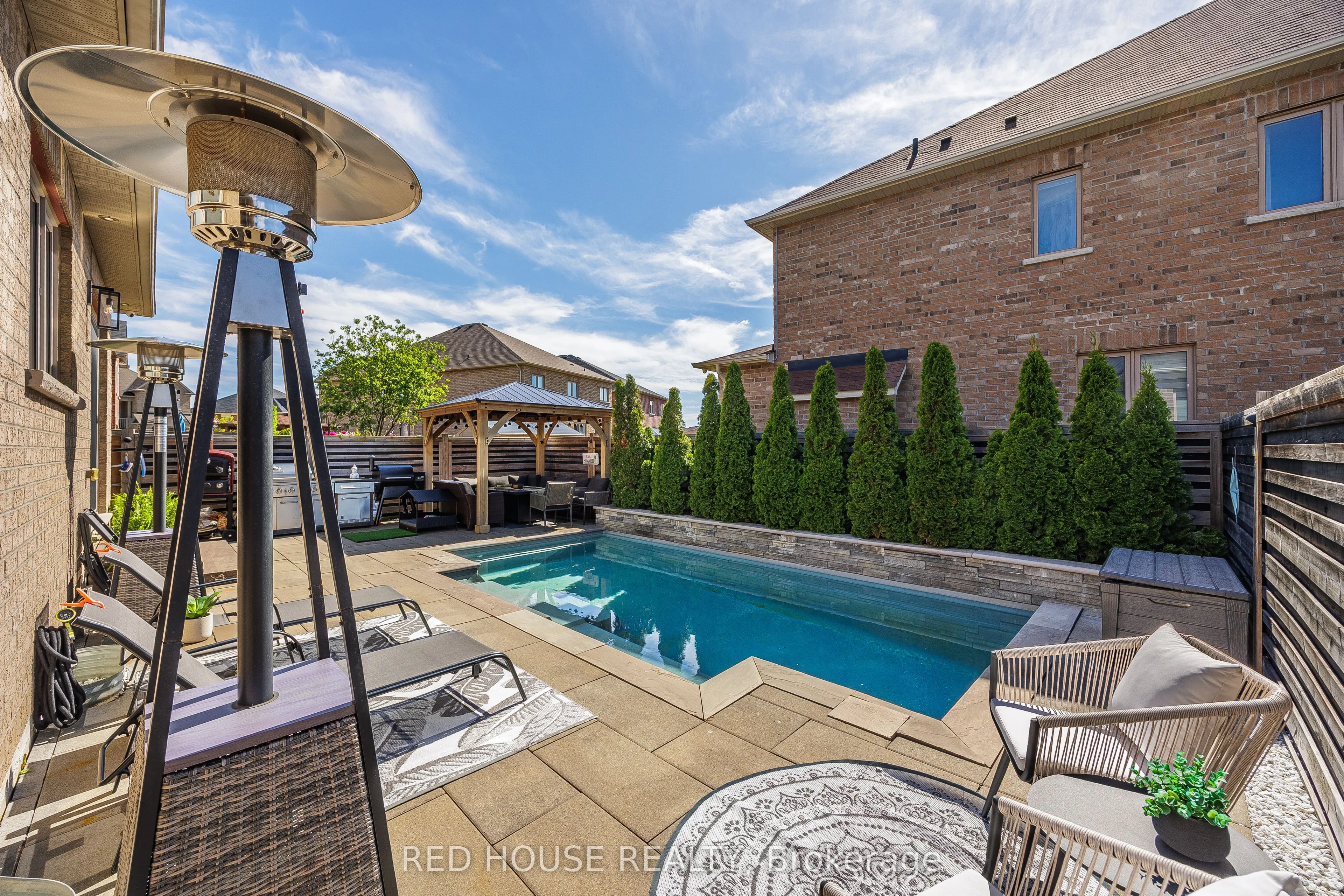 74 Mcdonnell Crescent