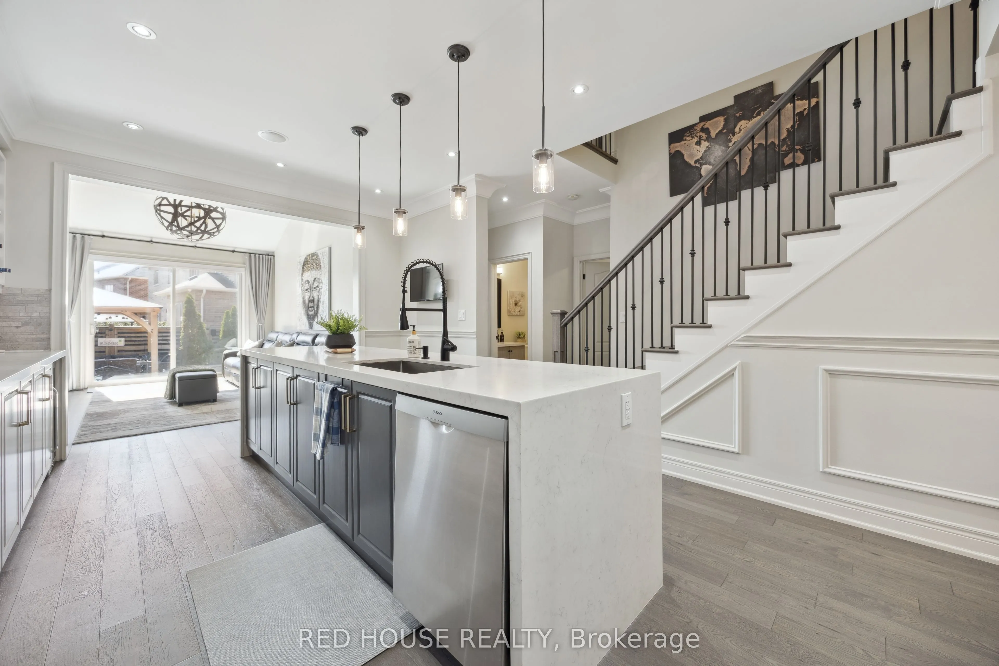 74 Mcdonnell Crescent
