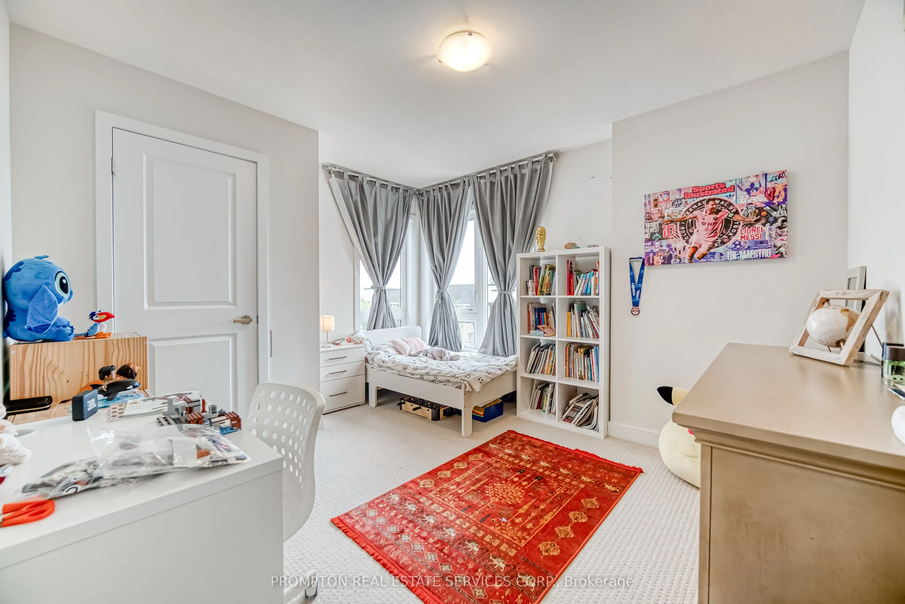 48 Helliwell Crescent