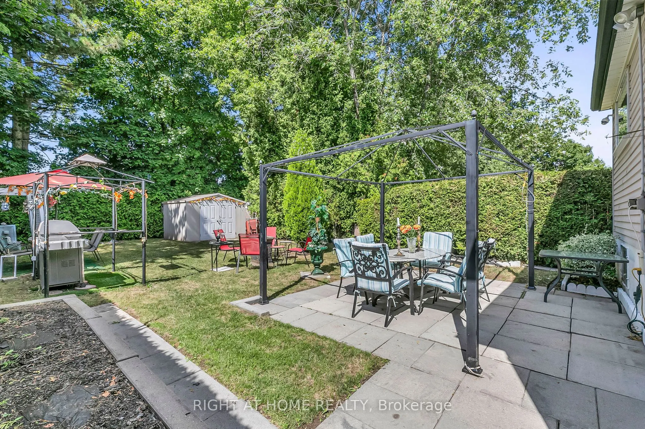 168 Springhead Gardens