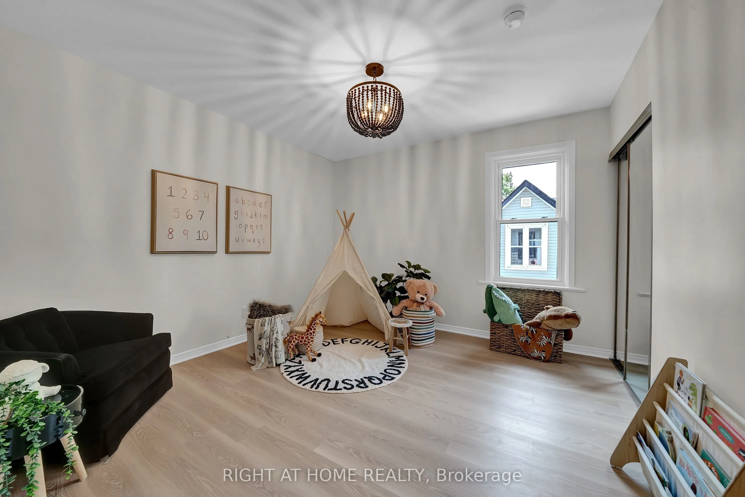 235 Pefferlaw Road