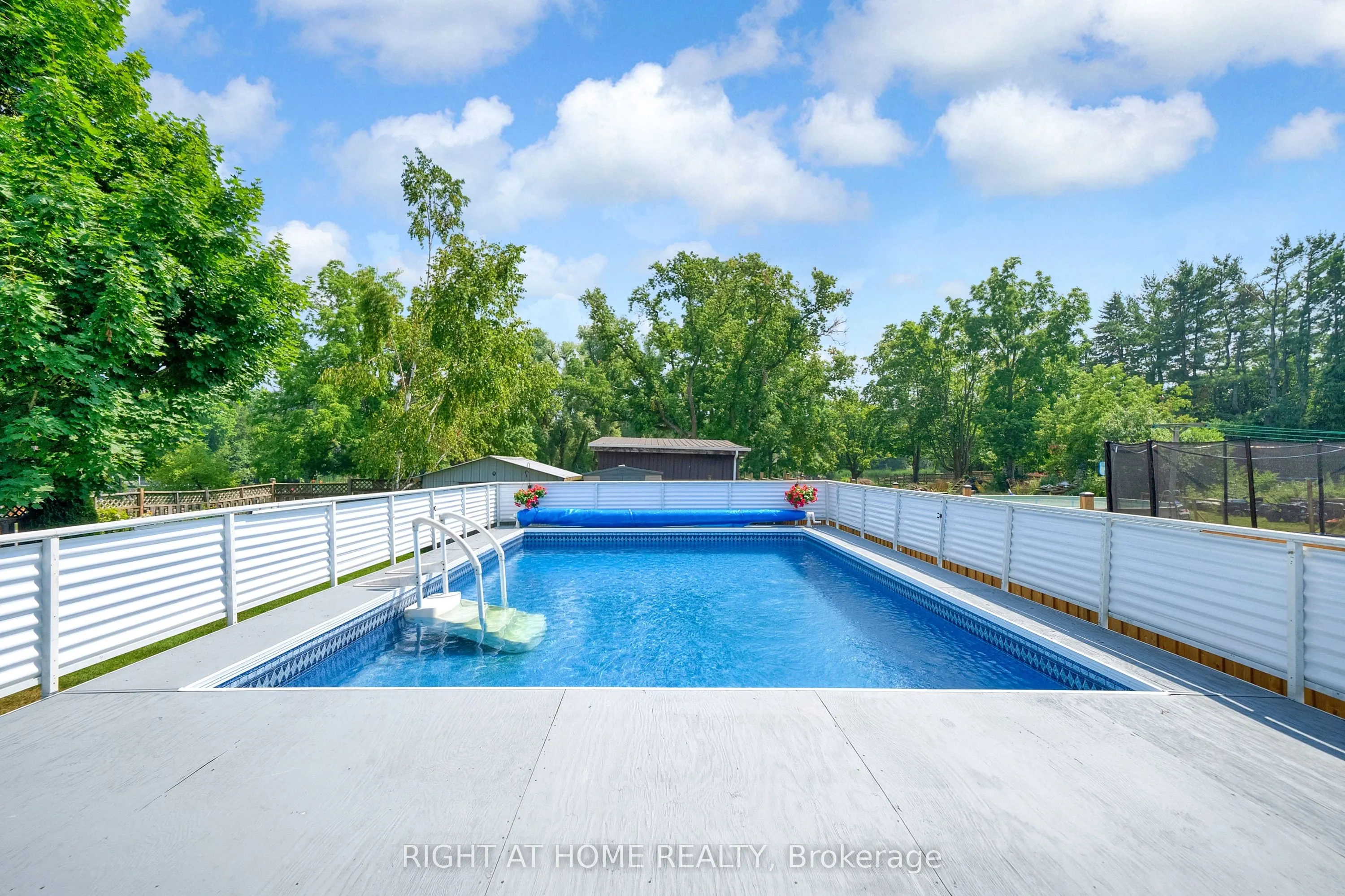 235 Pefferlaw Road