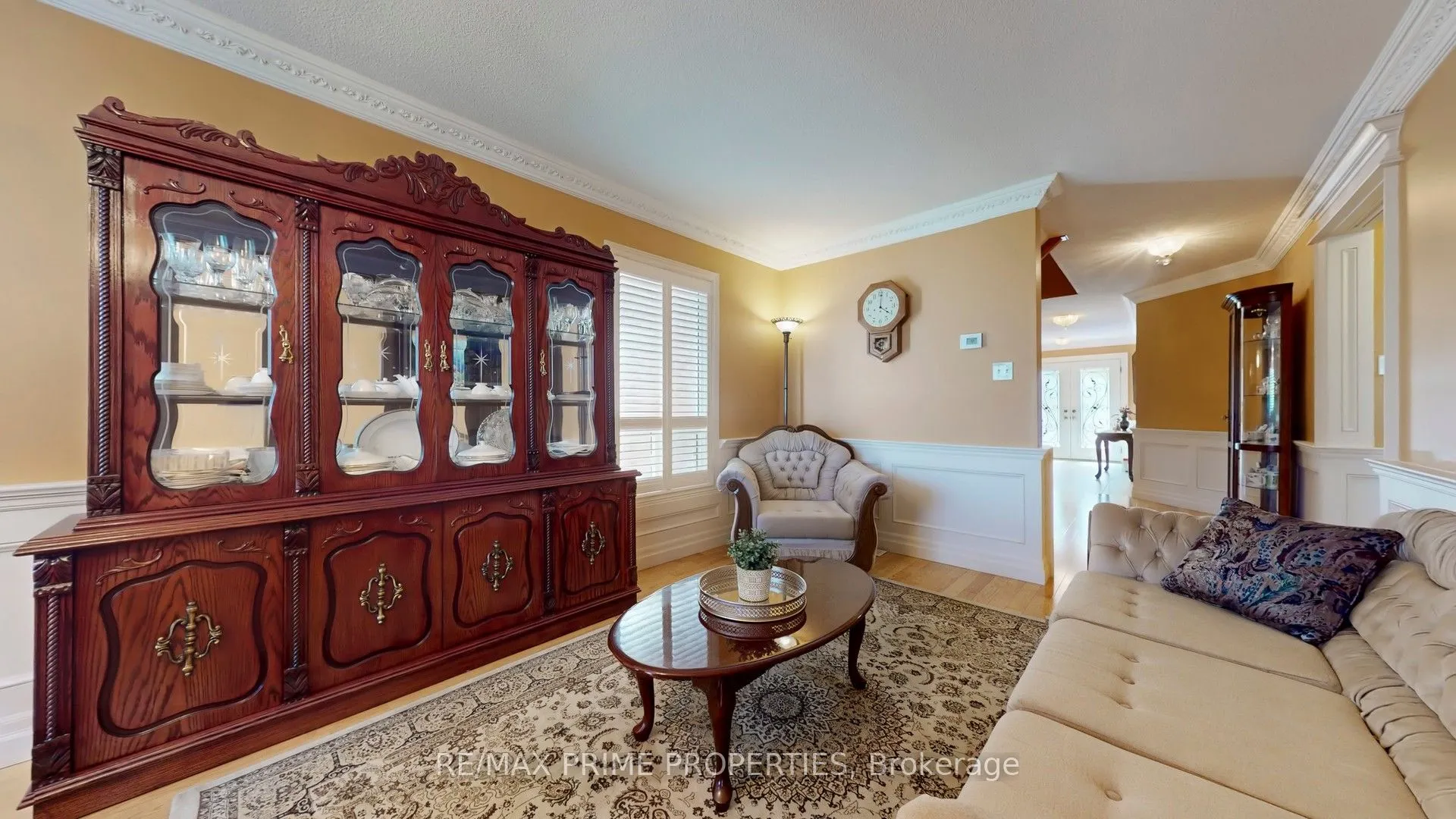 49 Rembrandt Drive
