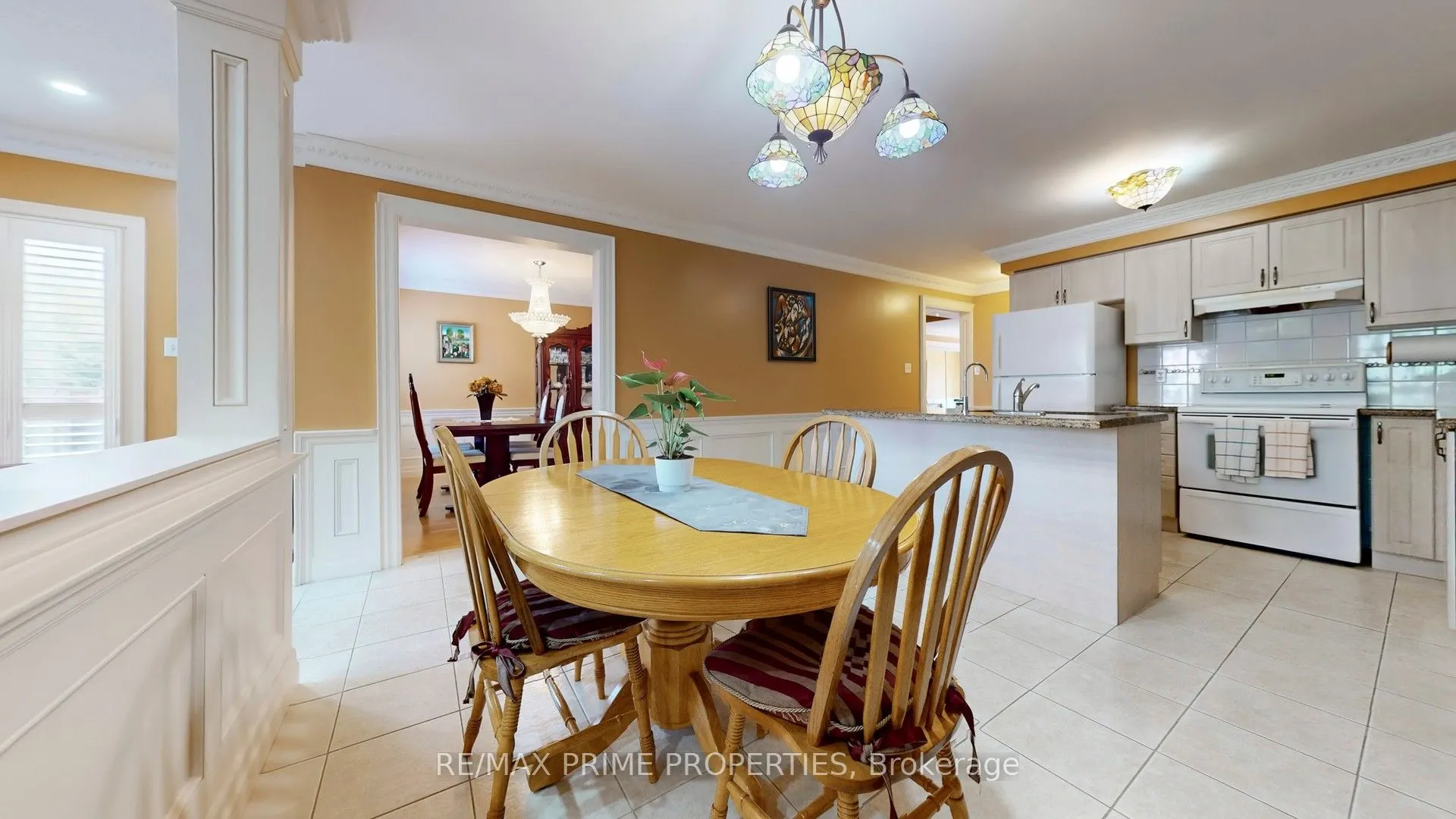49 Rembrandt Drive