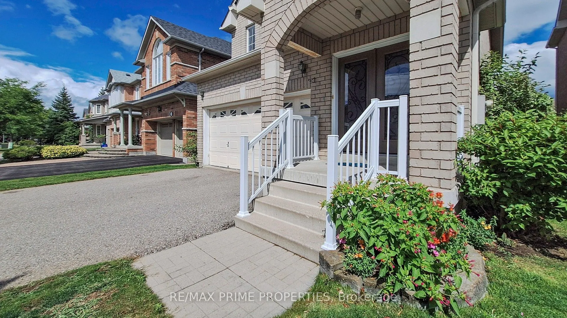 49 Rembrandt Drive