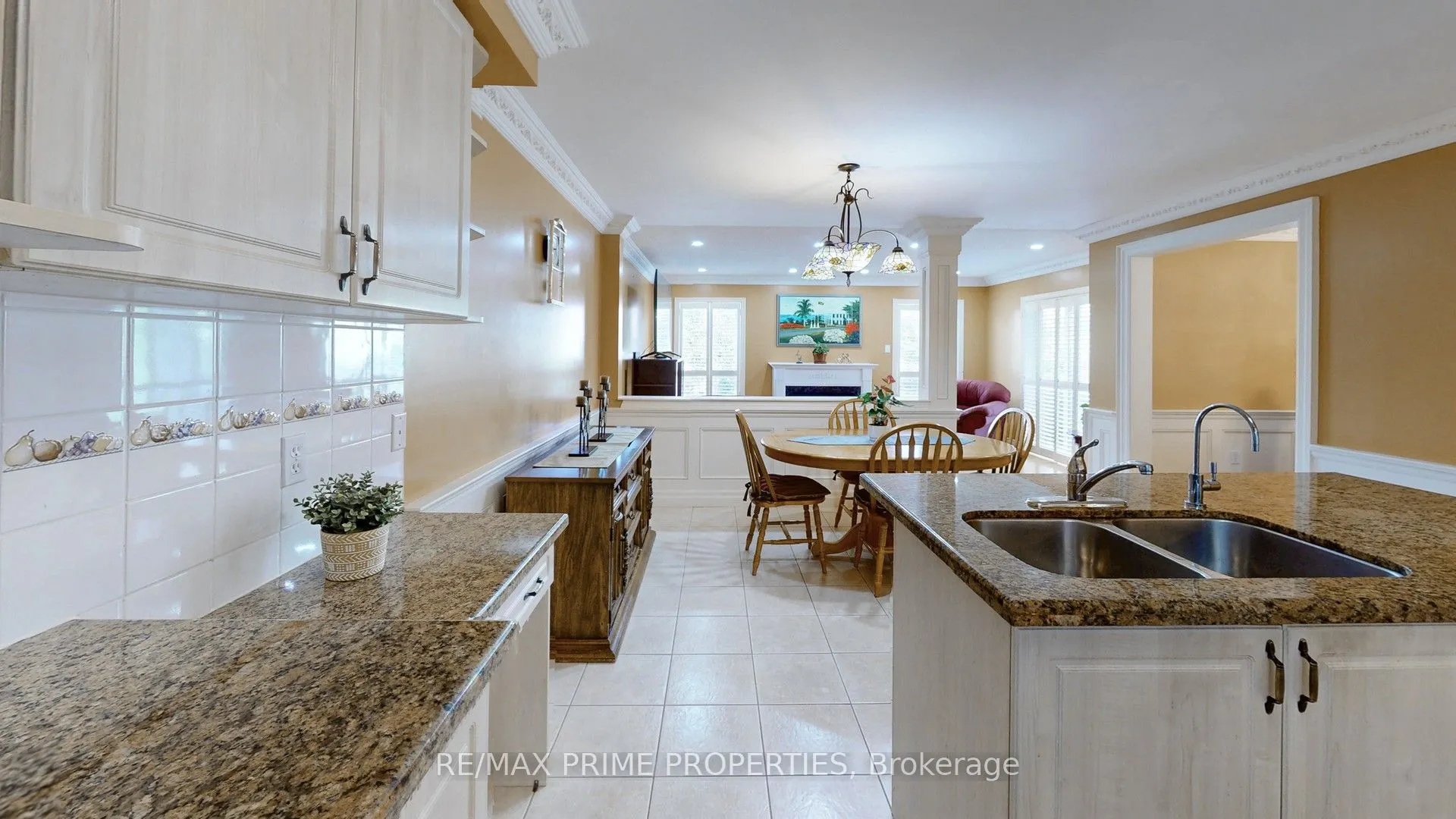 49 Rembrandt Drive