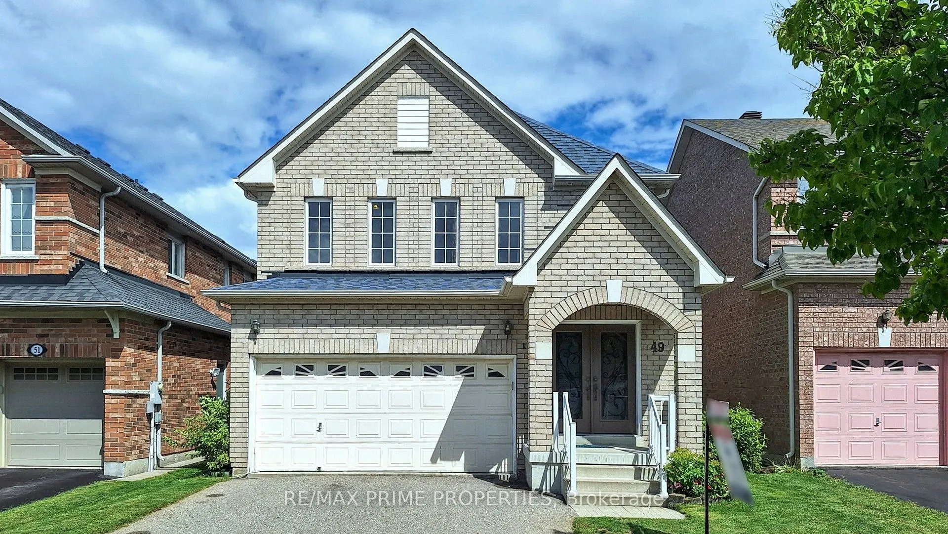 49 Rembrandt Drive