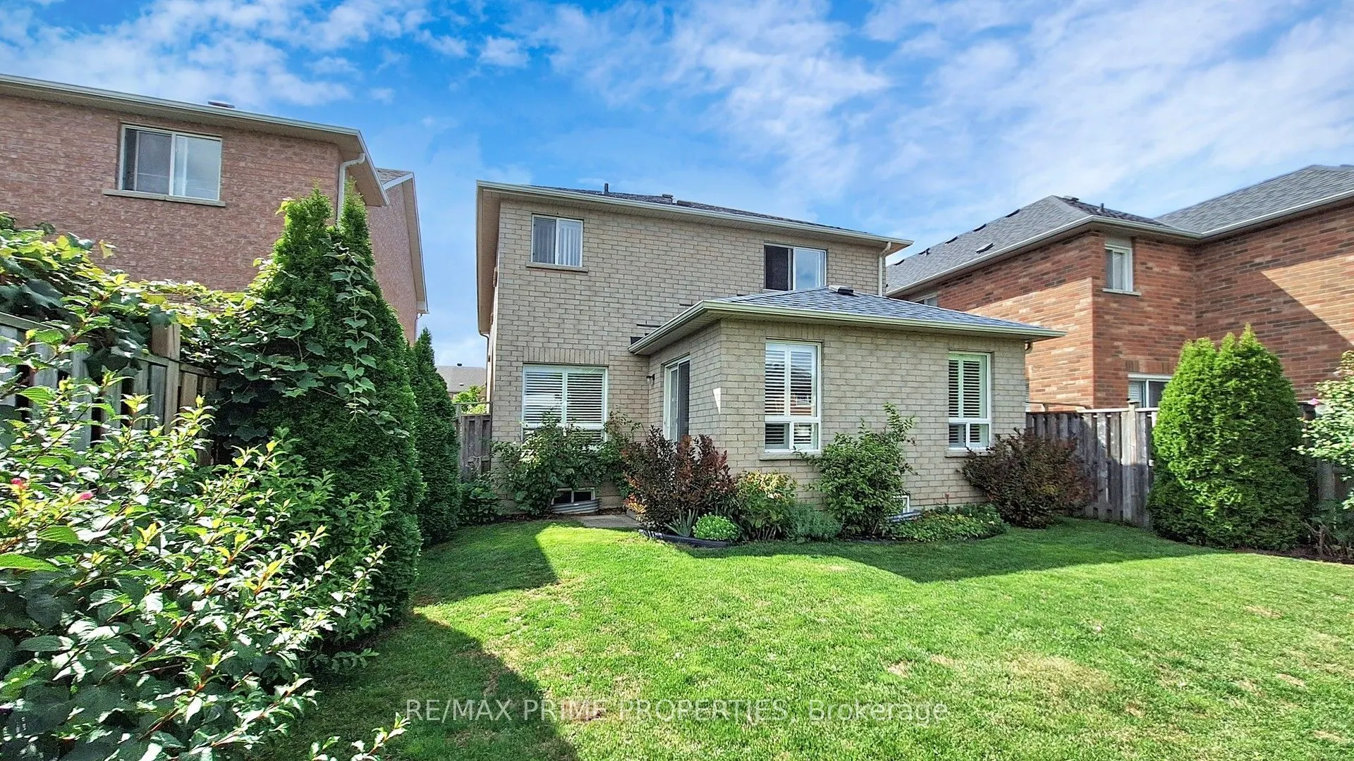 49 Rembrandt Drive