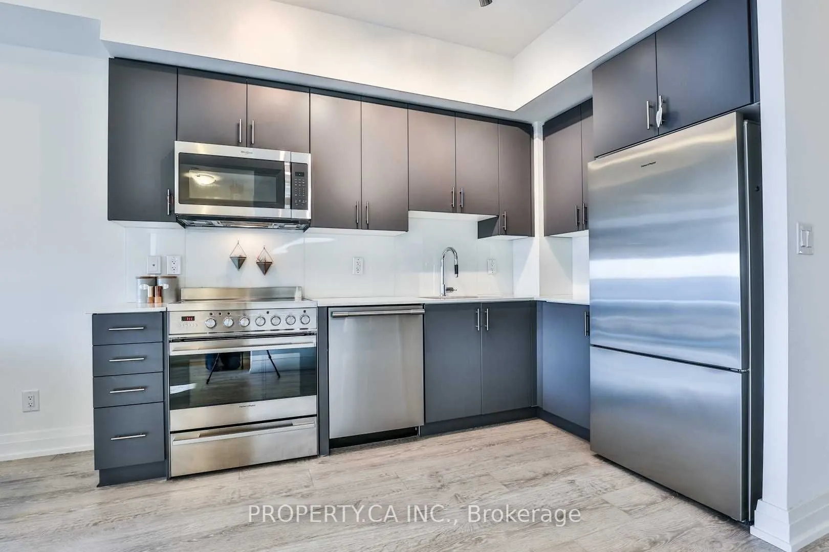 3700 Hwy 7, #2206