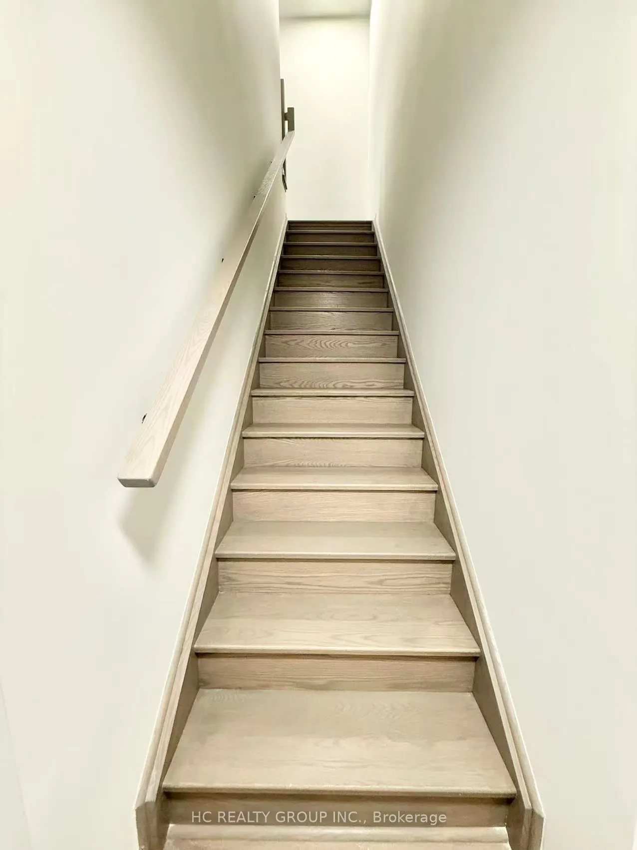 39 Matawin Lane, #39