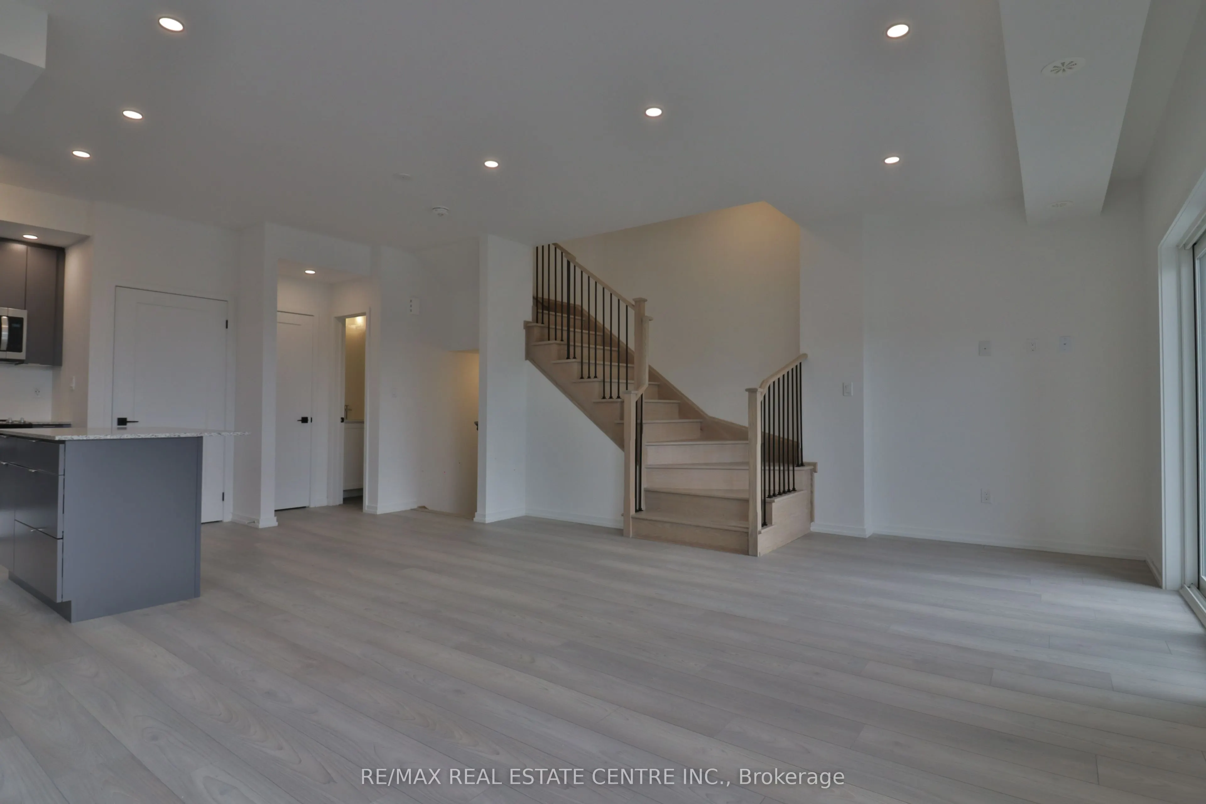 16 Lytham Green Circle, #26