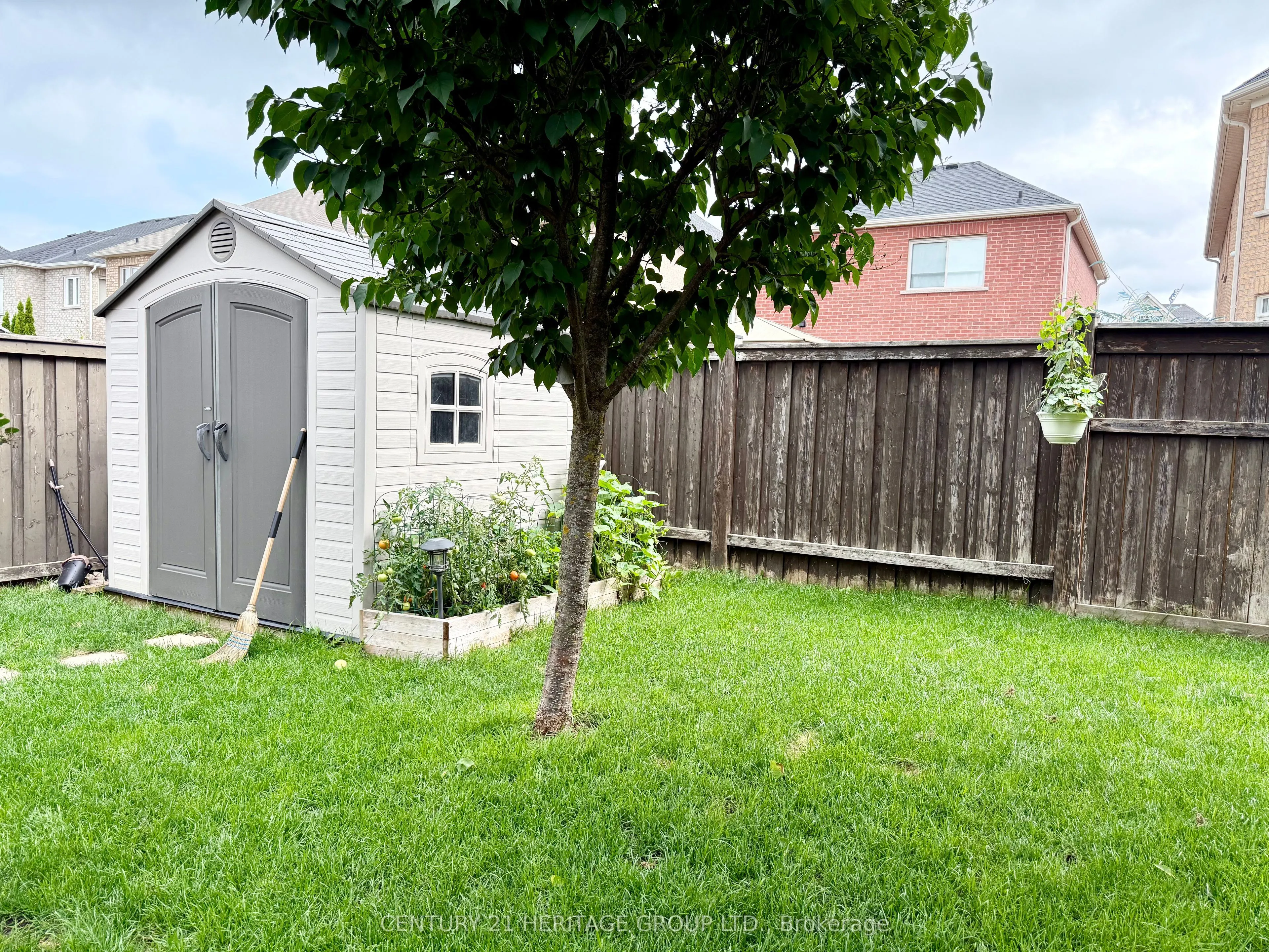 68 Faris Street, #Main