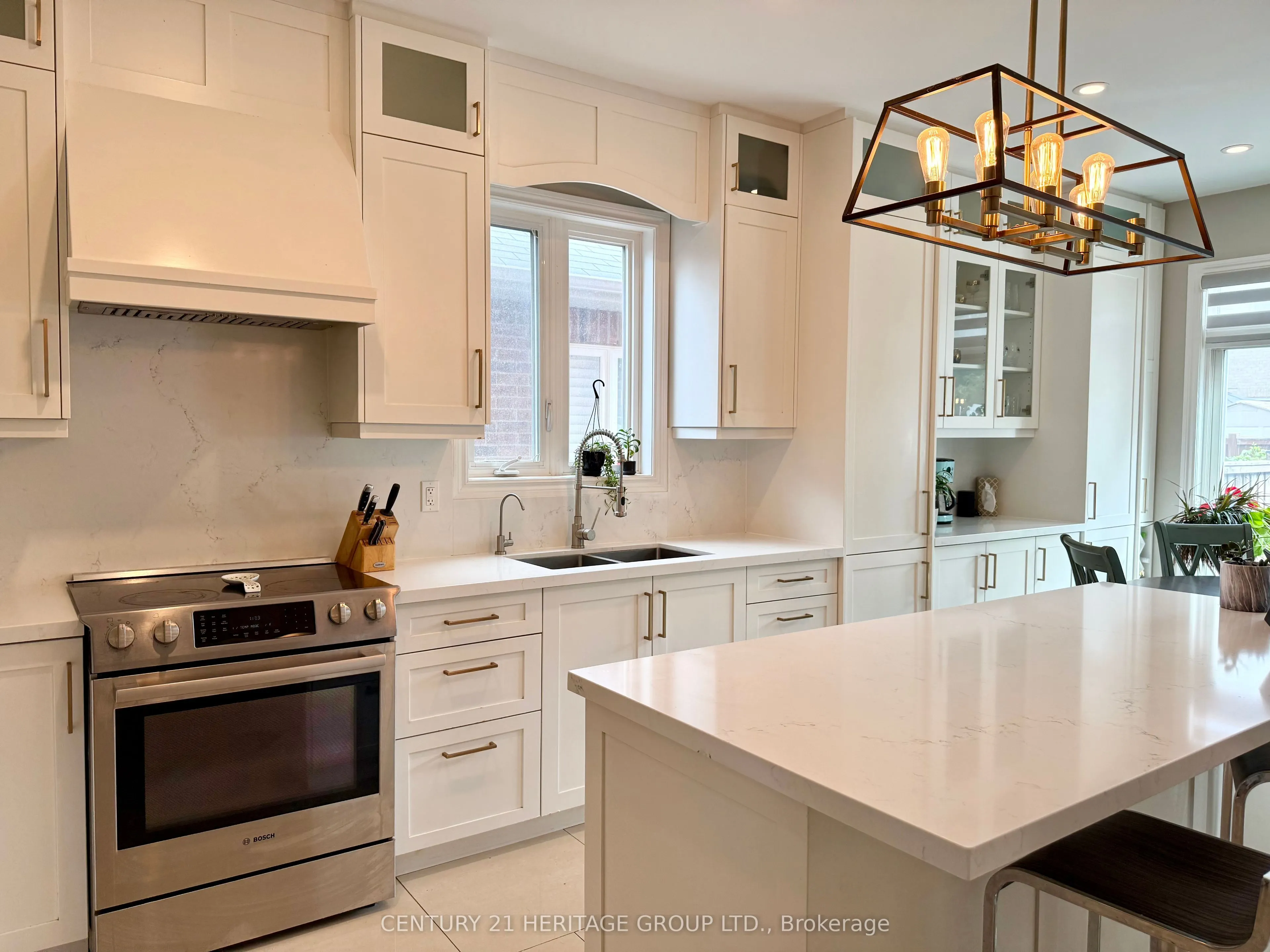 68 Faris Street, #Main