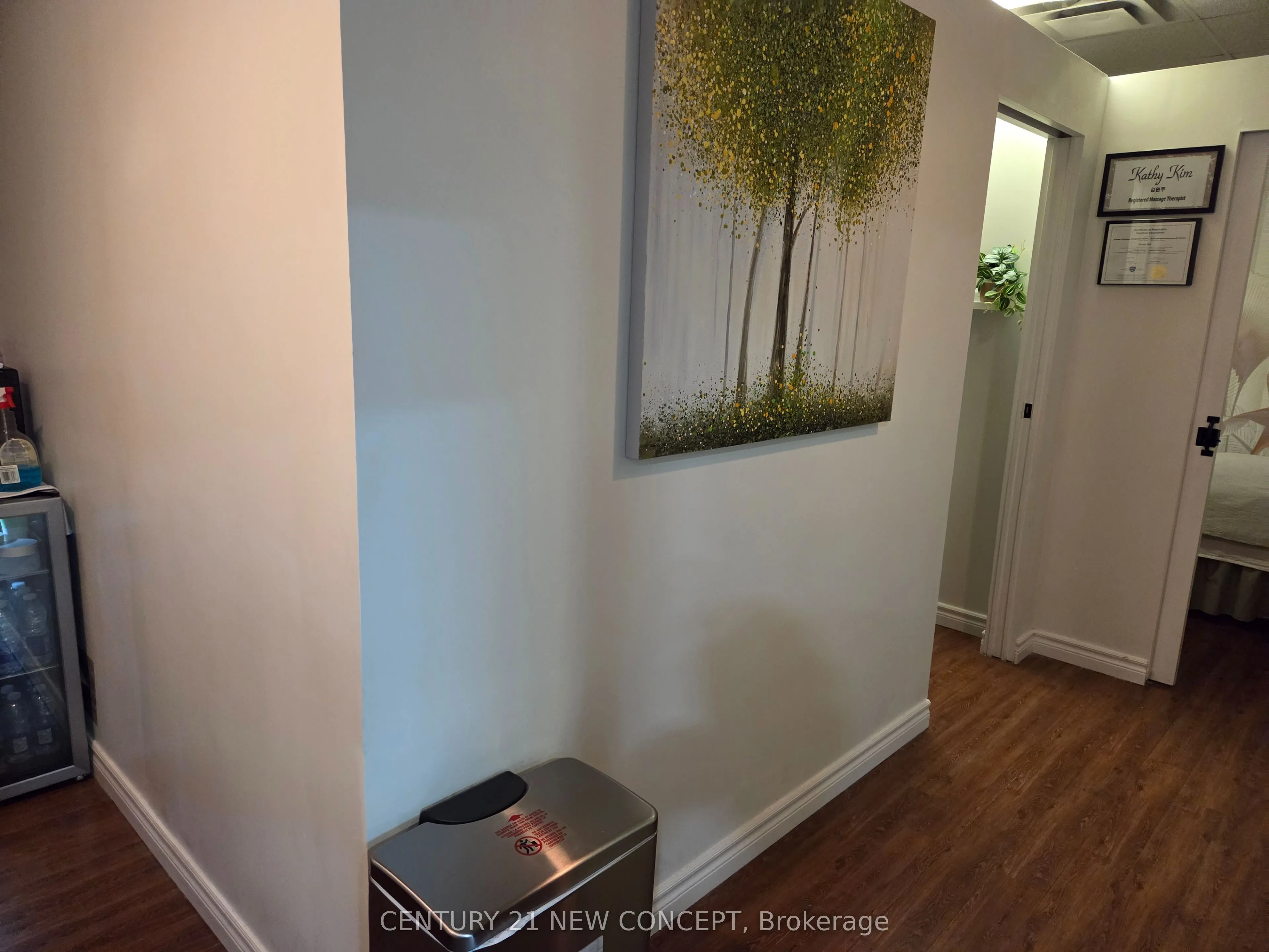 7378 Yonge Street, #8B
