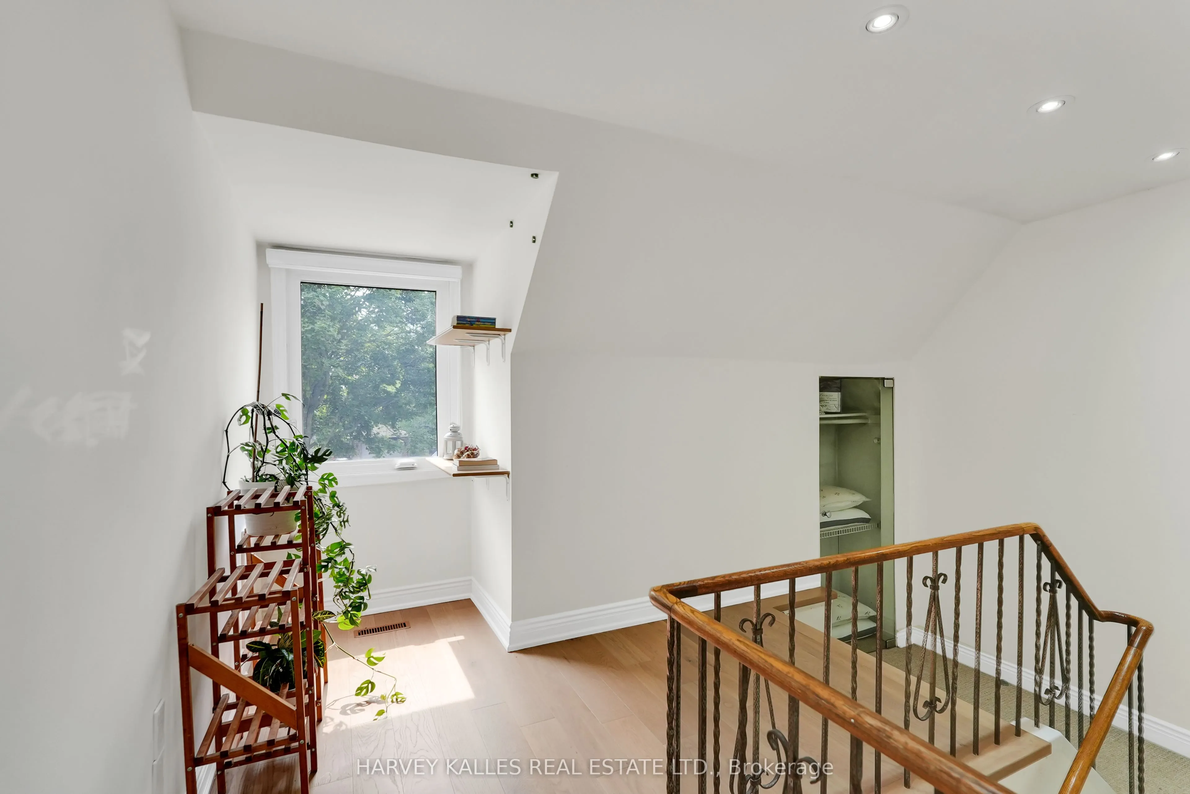 36 Aberfeldy Crescent