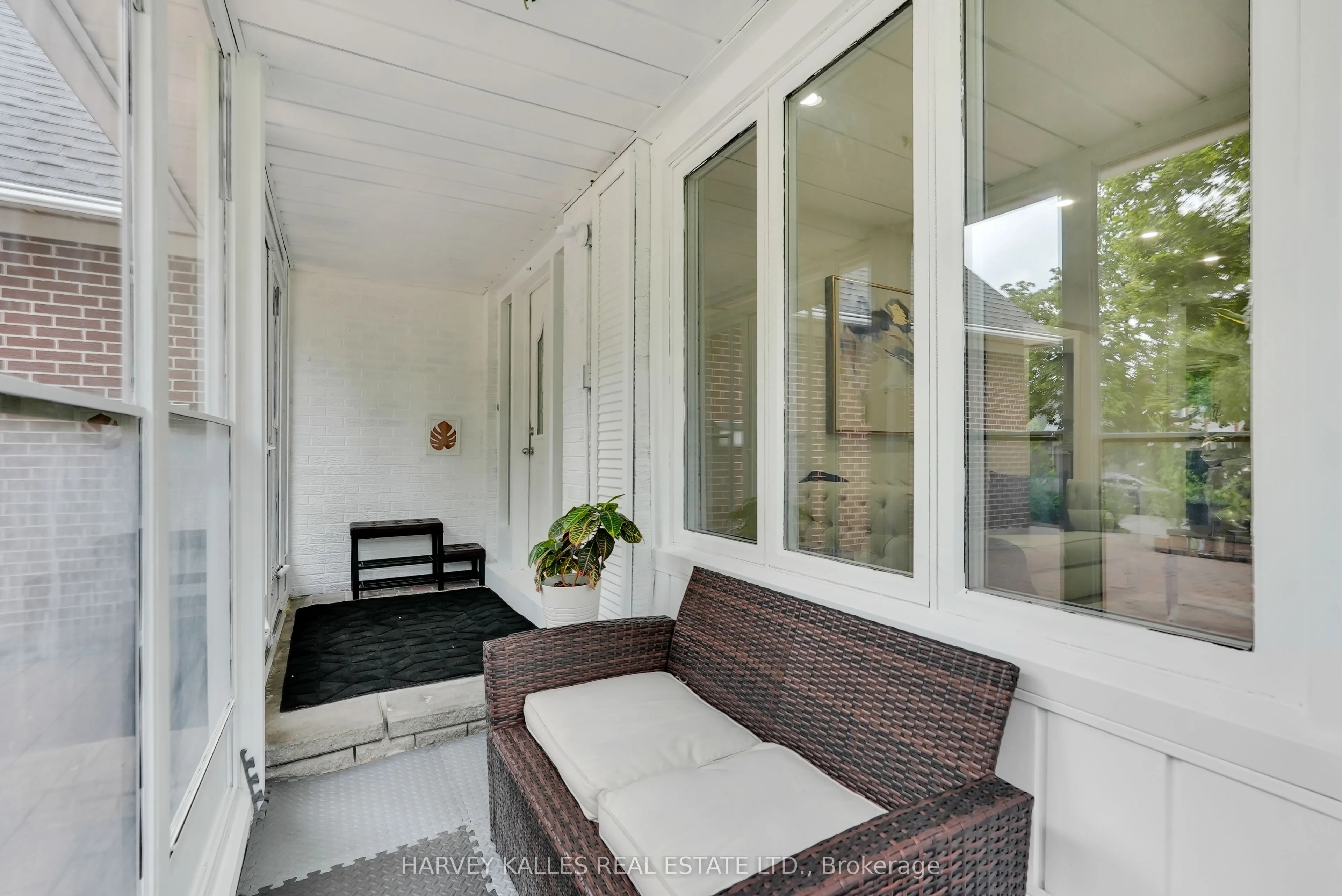 36 Aberfeldy Crescent