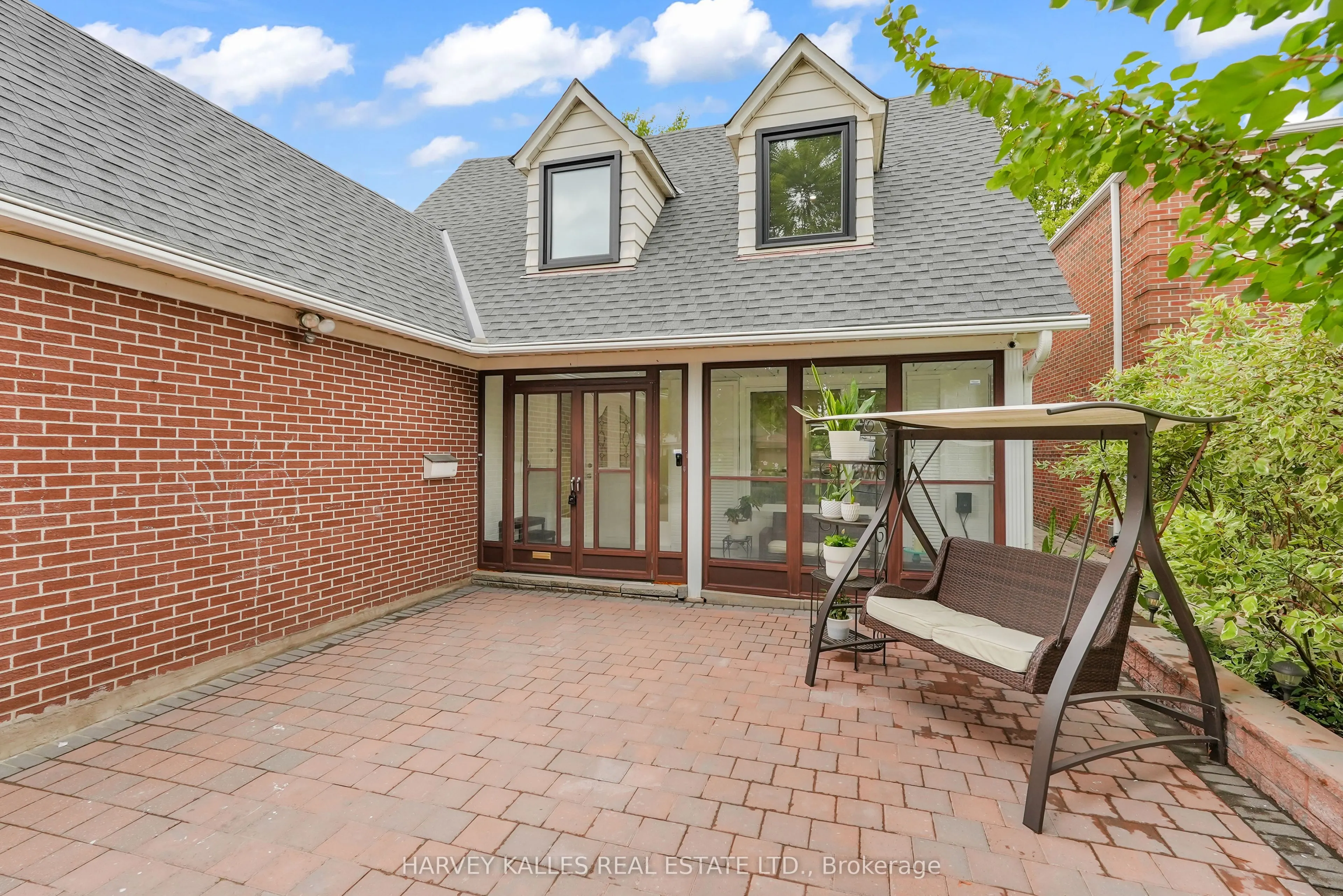 36 Aberfeldy Crescent