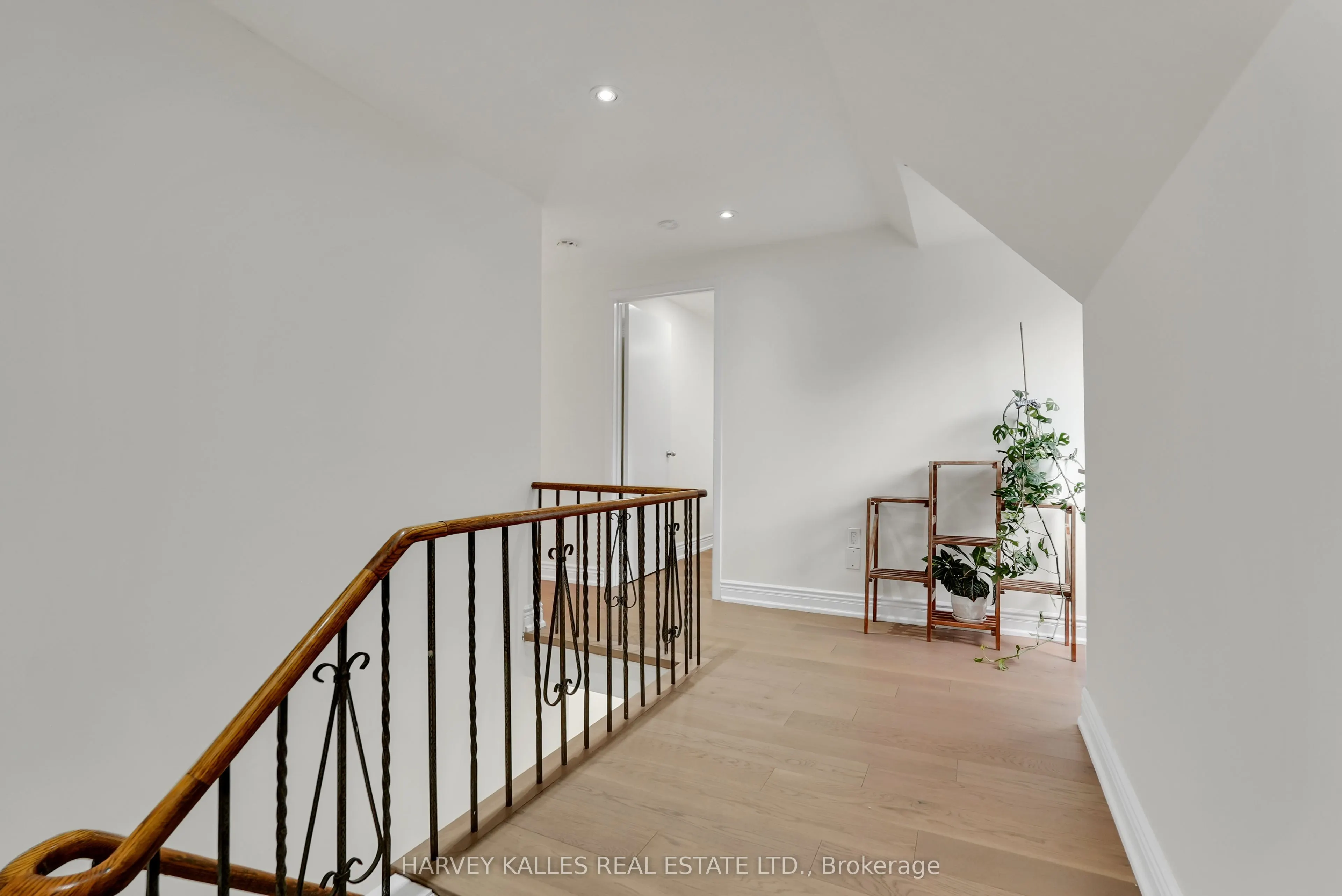 36 Aberfeldy Crescent