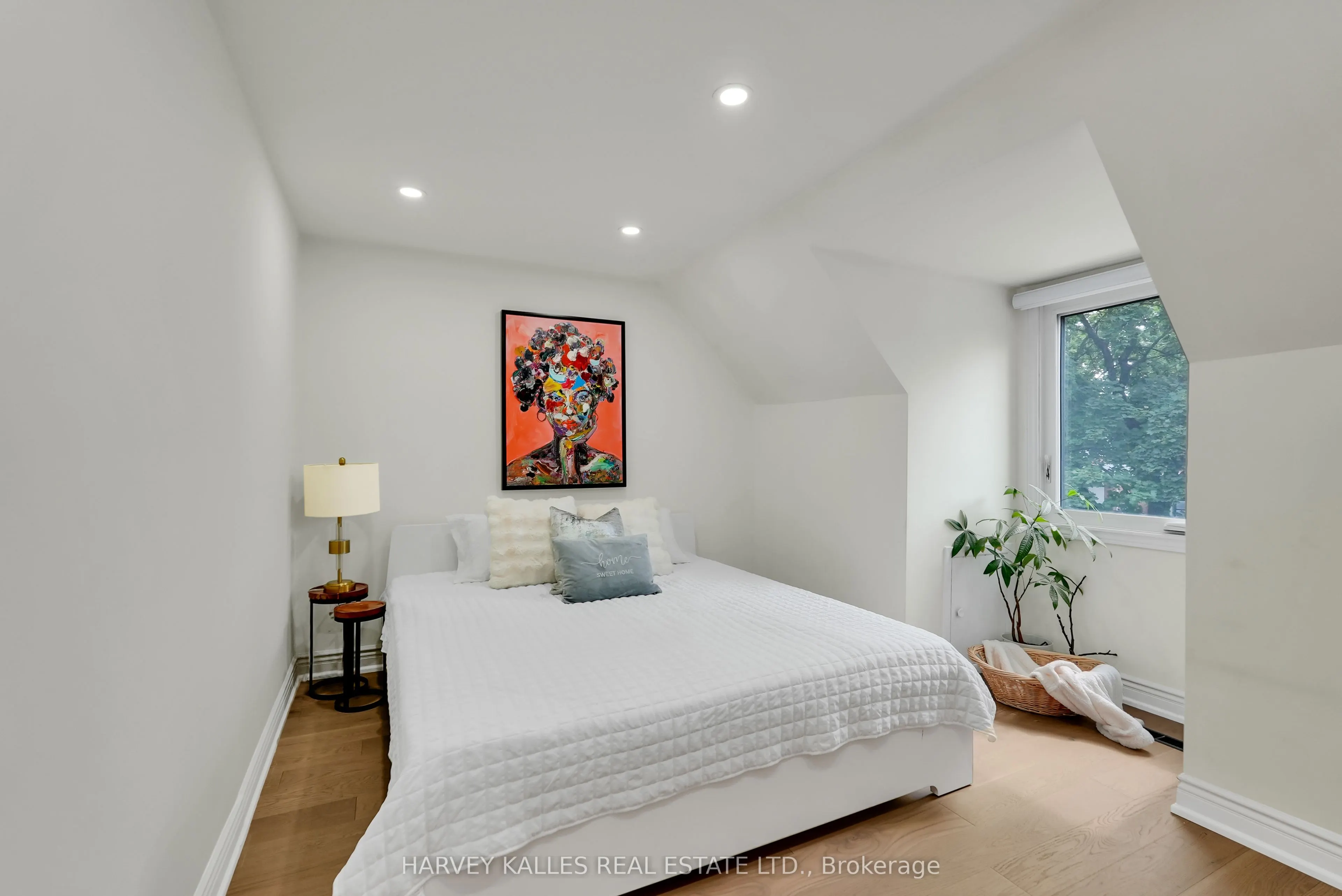 36 Aberfeldy Crescent