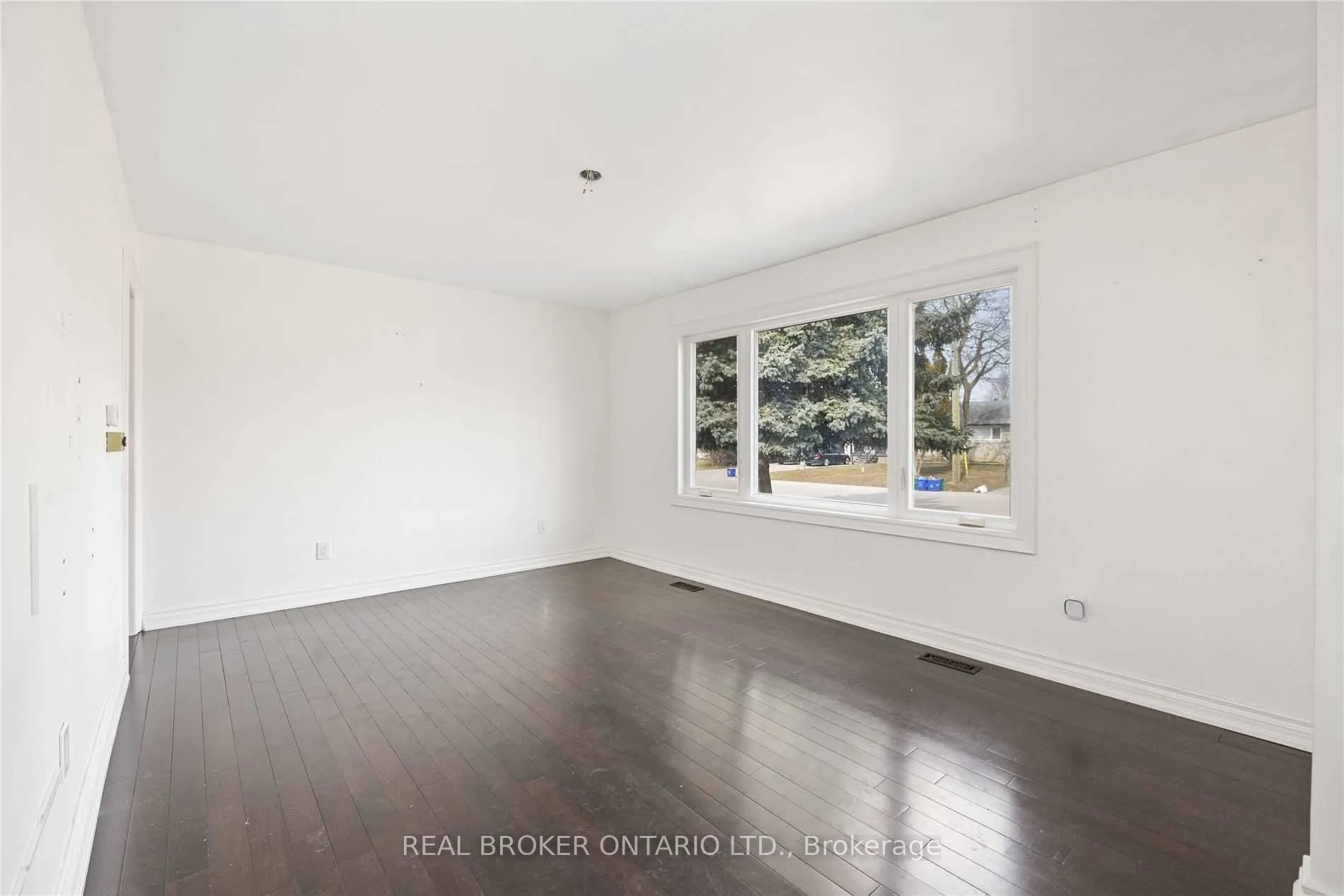 49 Hurricane Avenue, #Main