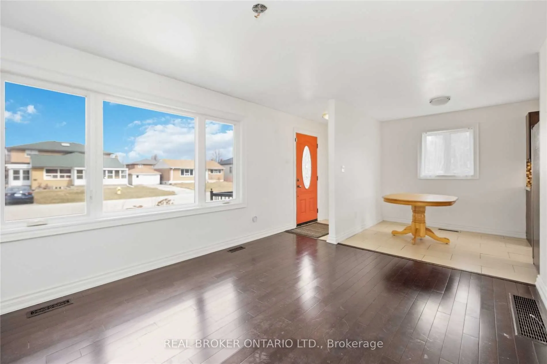49 Hurricane Avenue, #Main