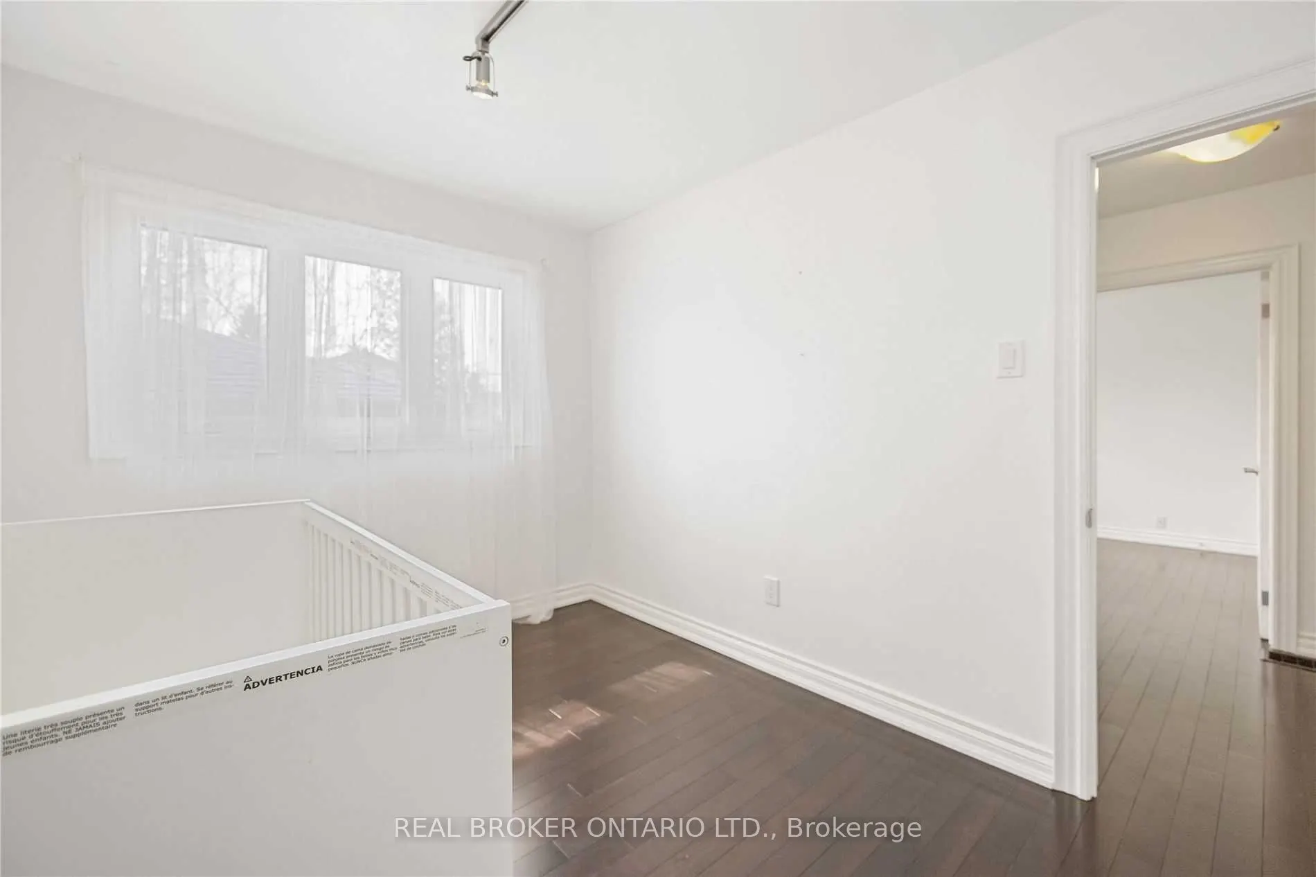 49 Hurricane Avenue, #Main