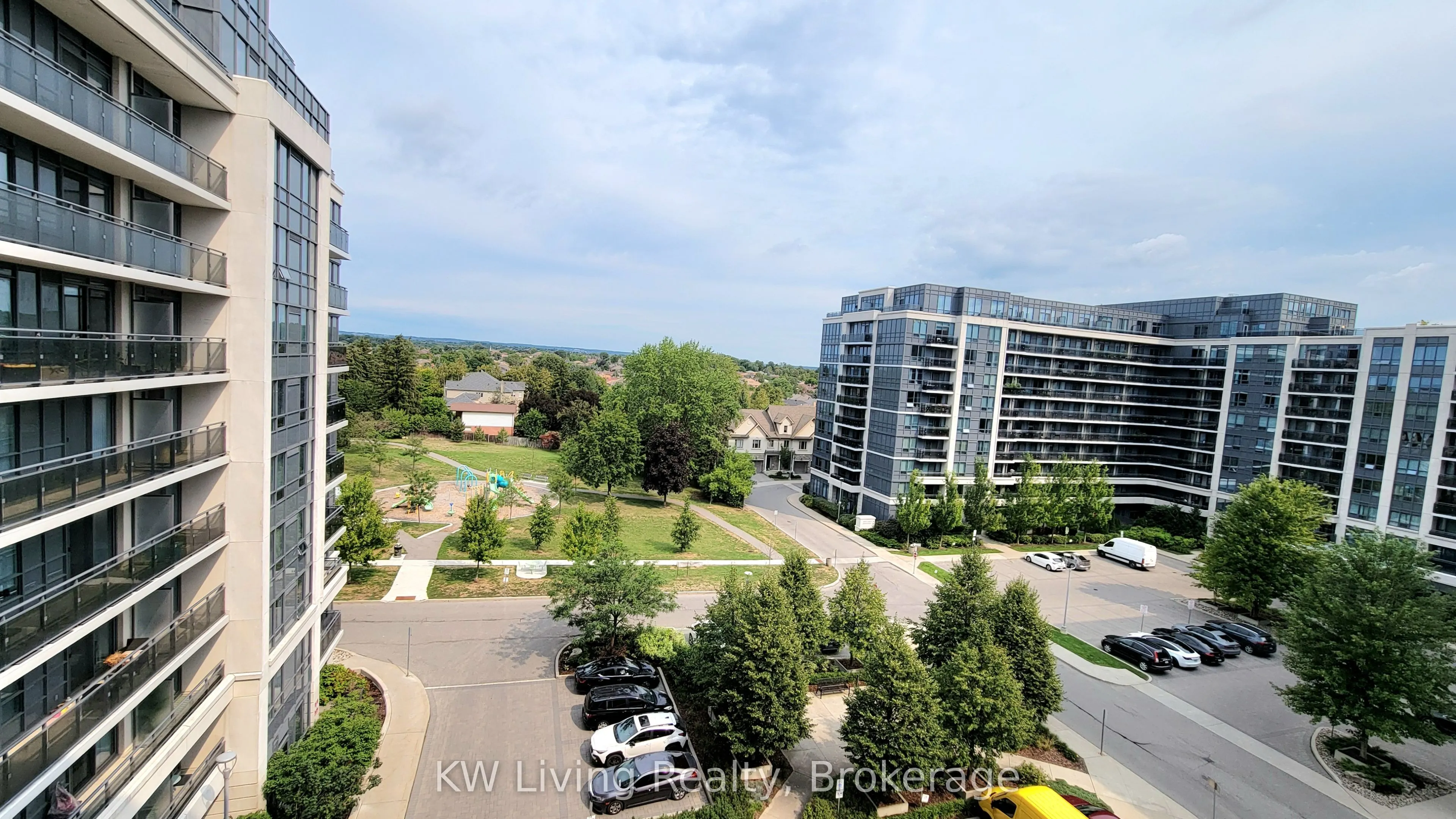 370 Hwy 7 E, #802