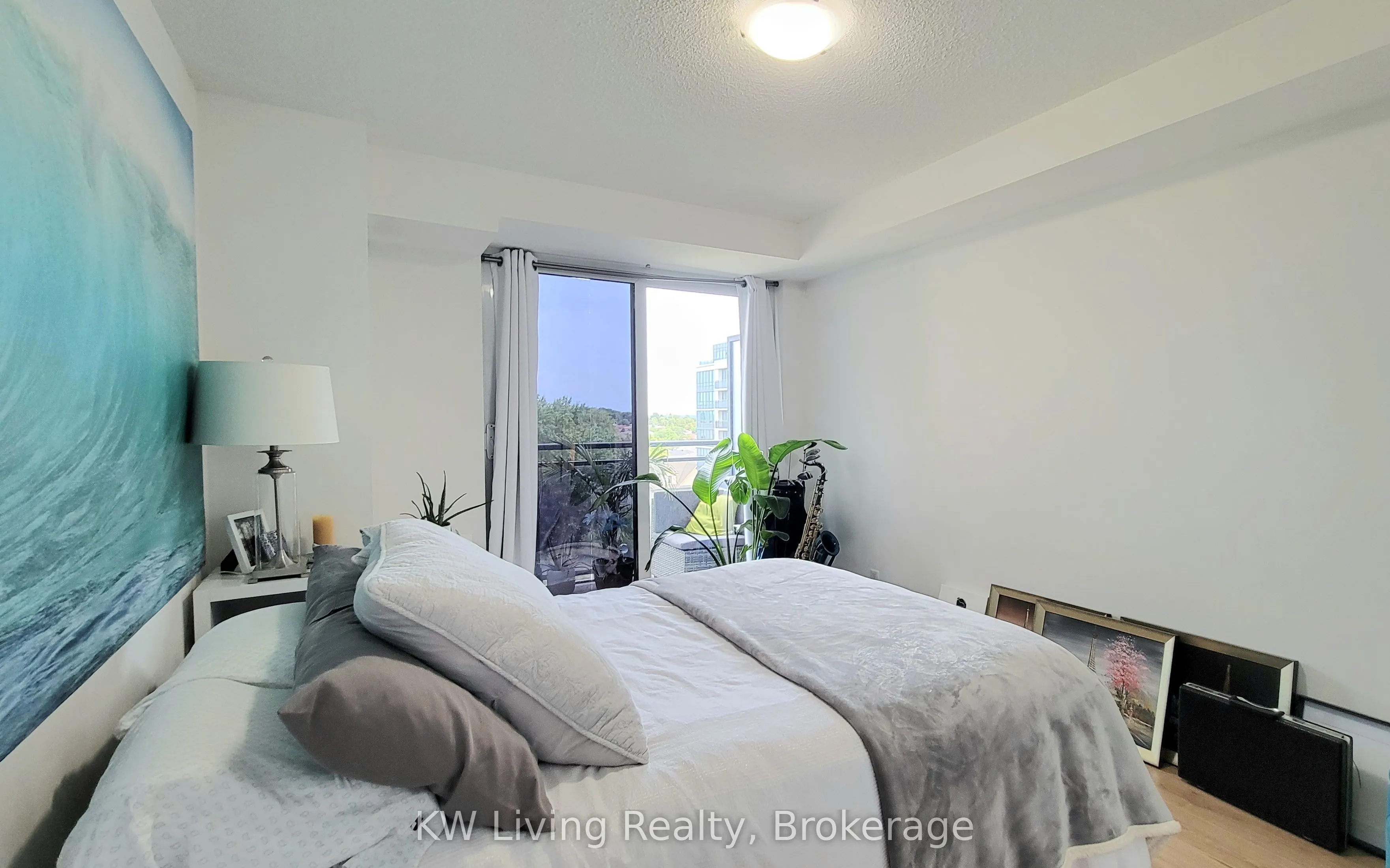 370 Hwy 7 E, #802