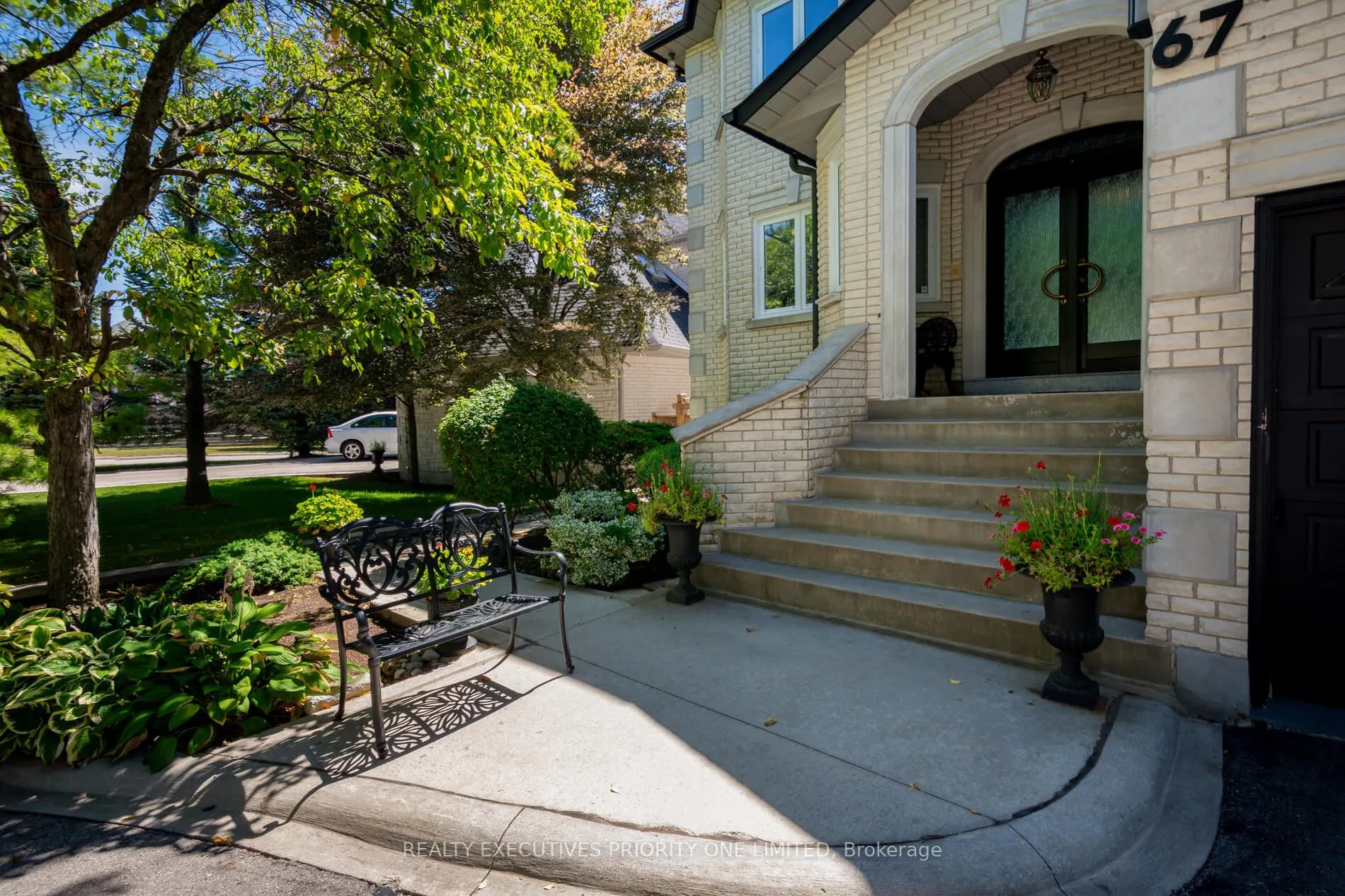 67 Stockdale Crescent