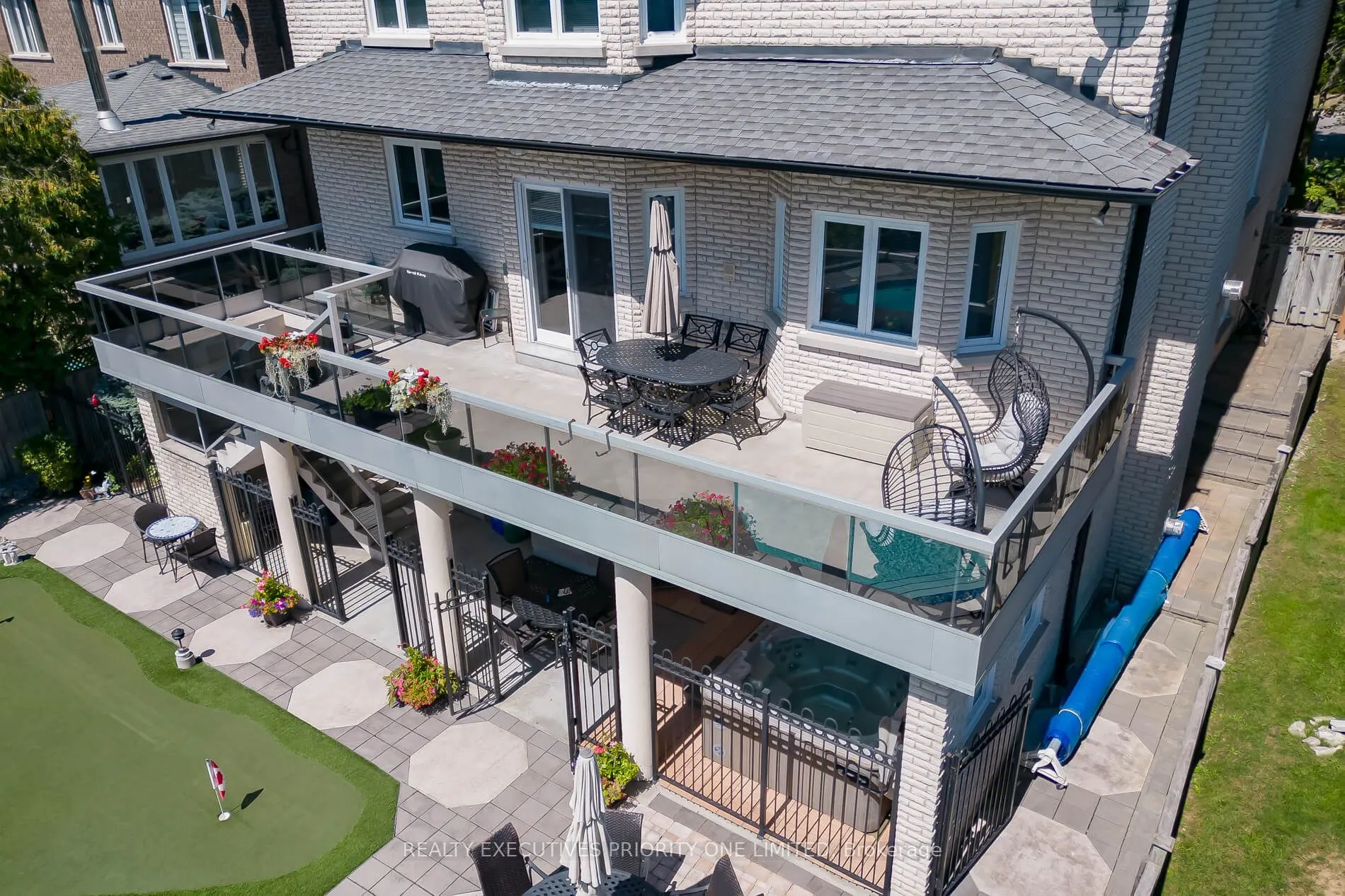 67 Stockdale Crescent