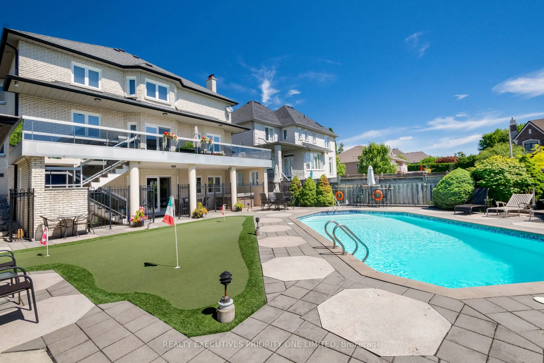67 Stockdale Crescent
