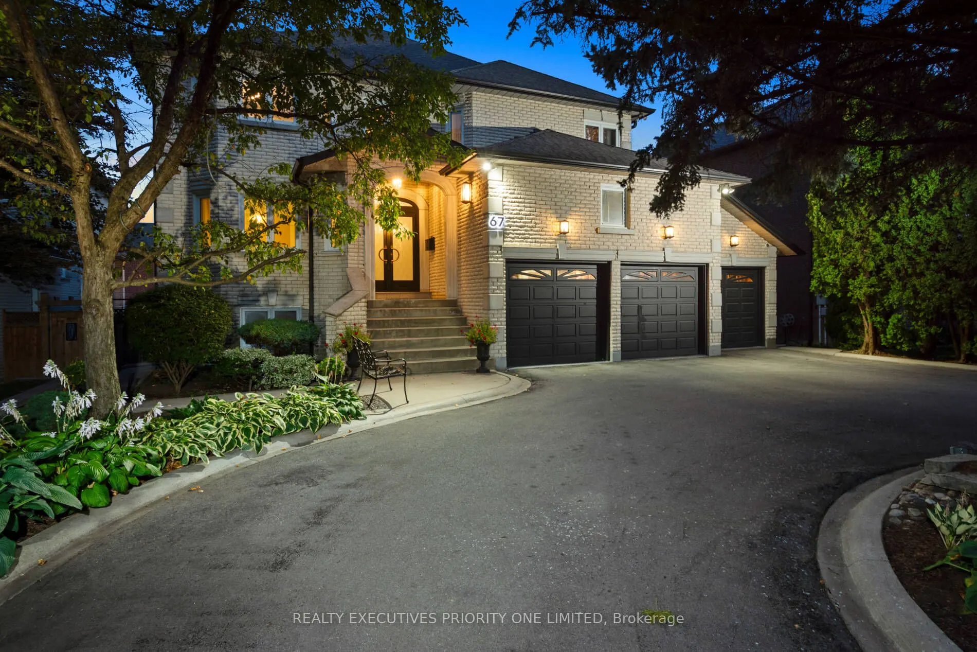 67 Stockdale Crescent