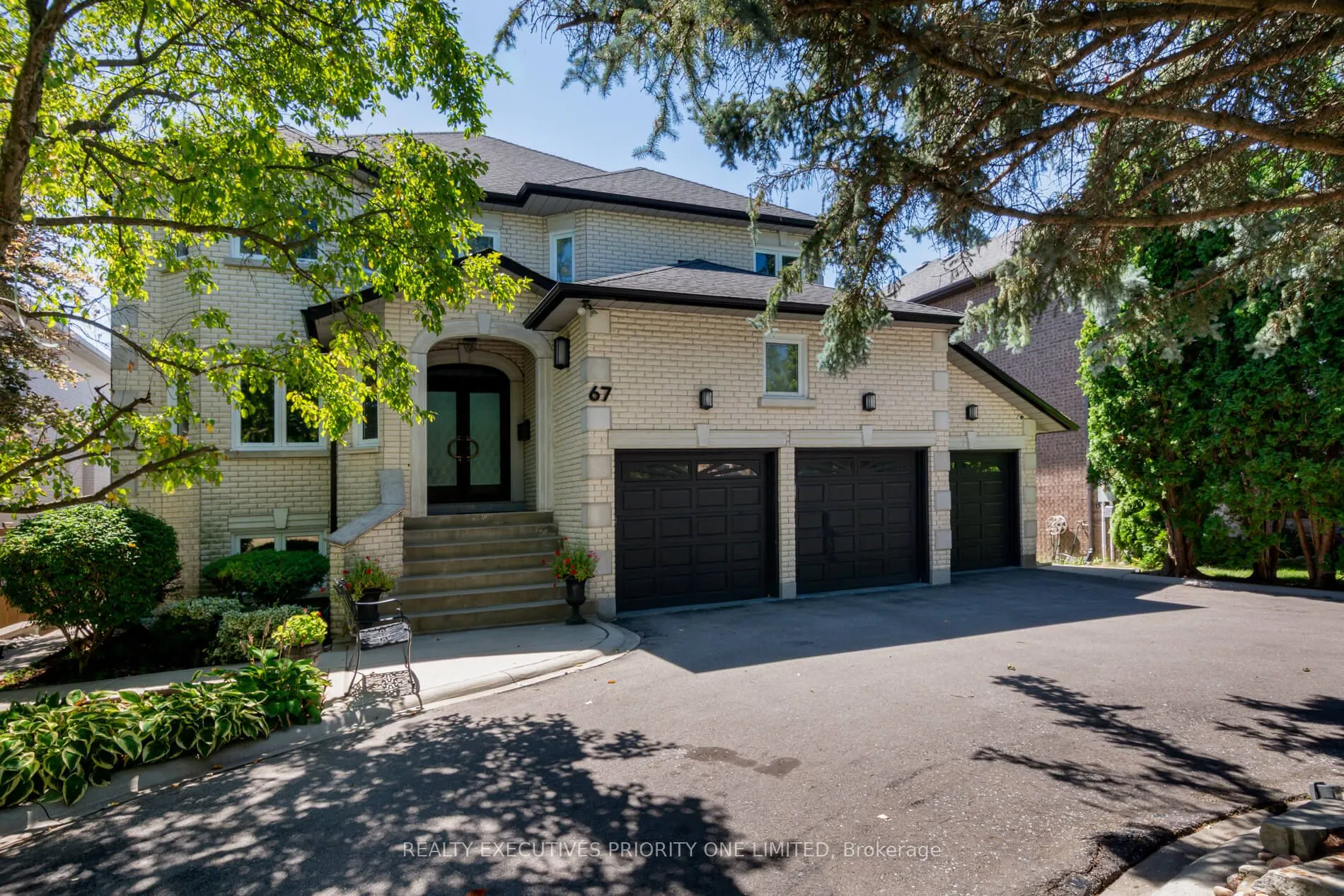 67 Stockdale Crescent
