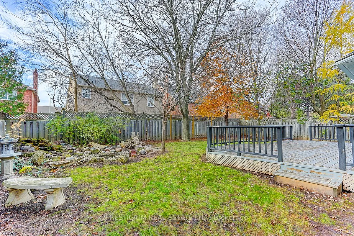 61 Addington Square