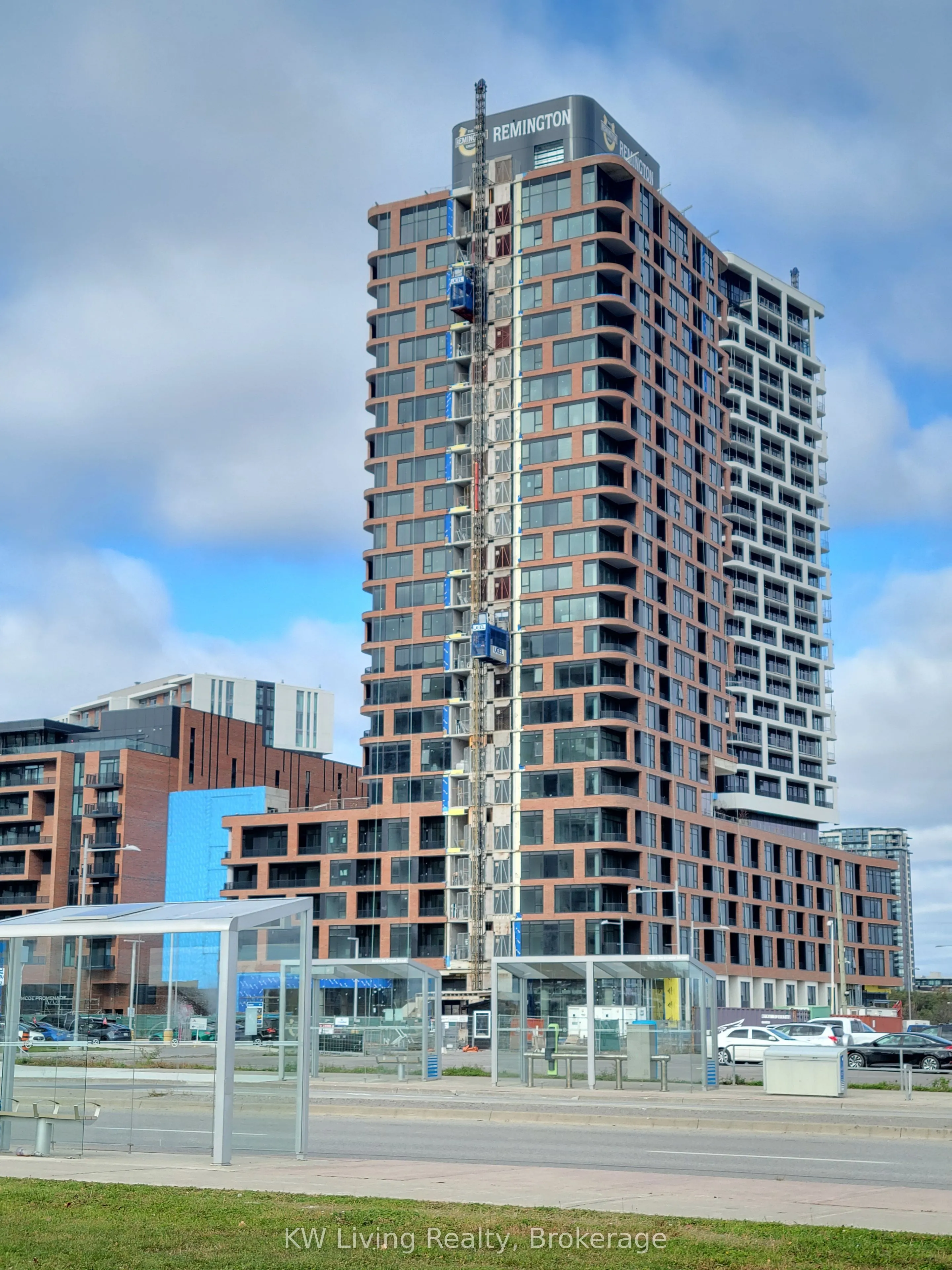 8119 Birchmount Road, #913